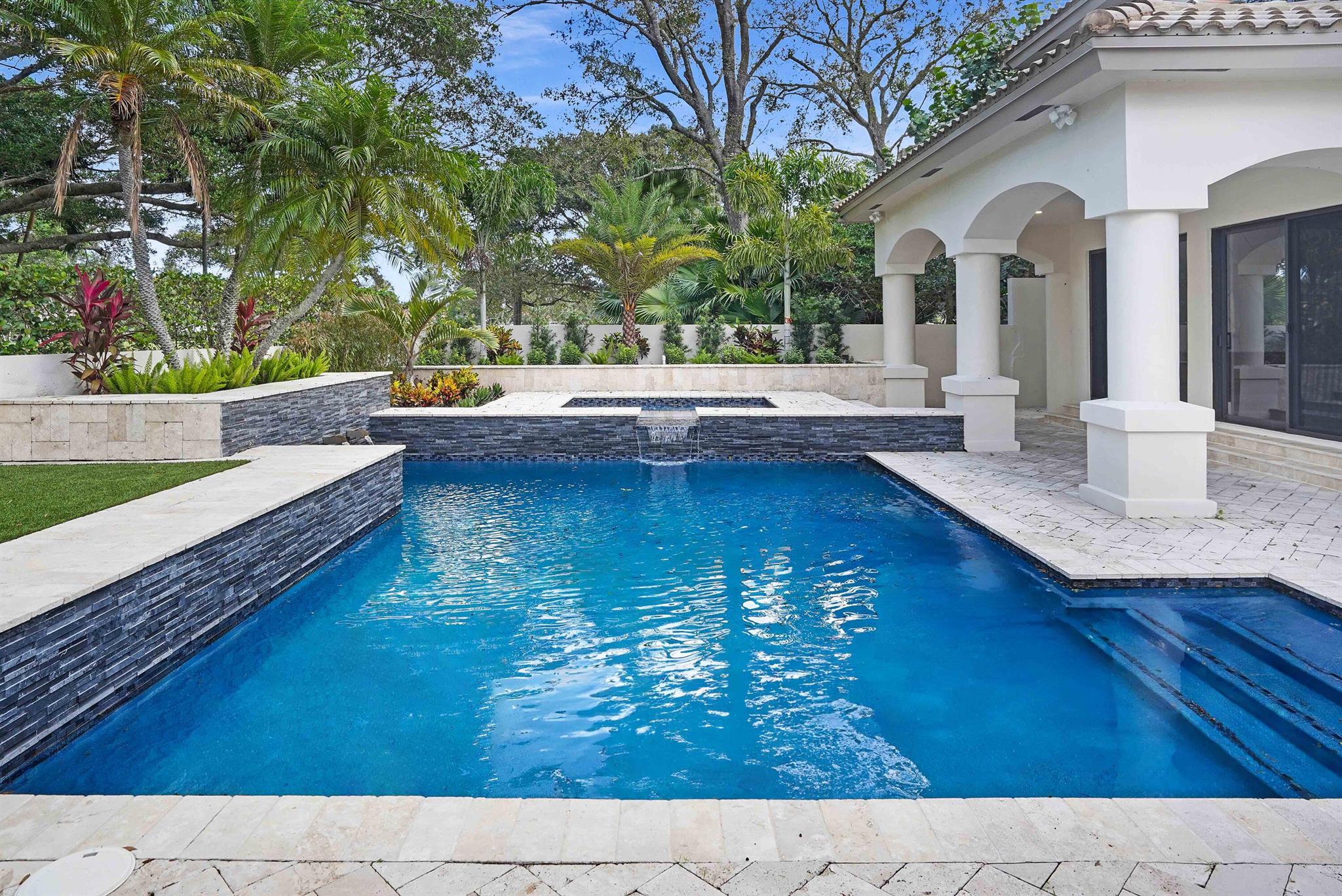 WILLOW GREENS - Residential