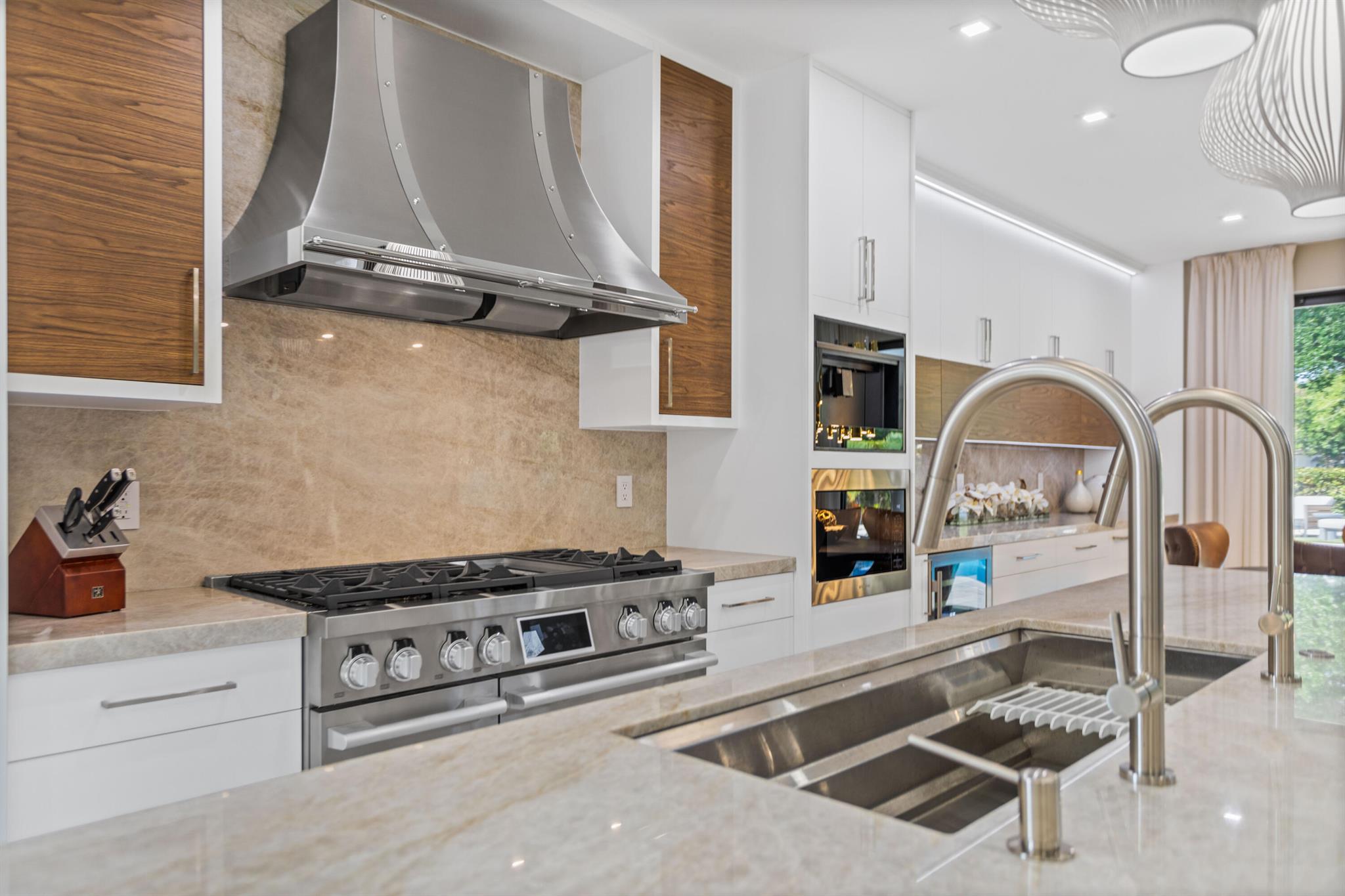 WILLOW GREENS - Residential