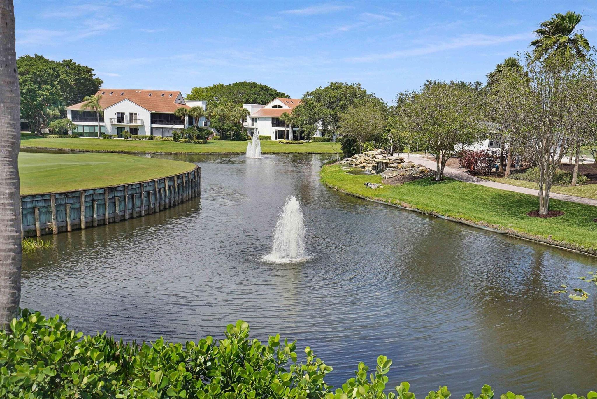 WILLOW GREENS - Residential