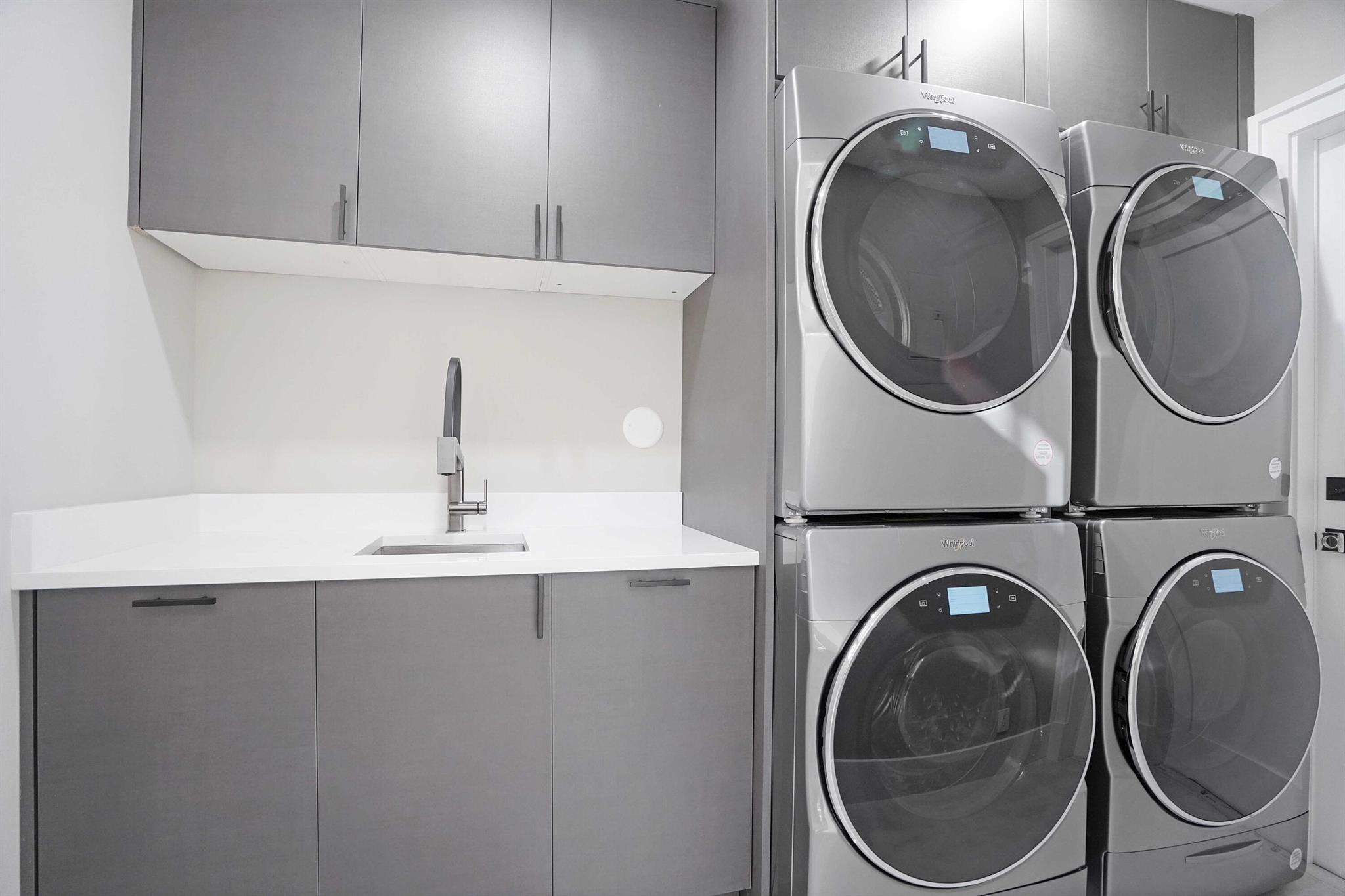 WILLOW GREENS - Residential