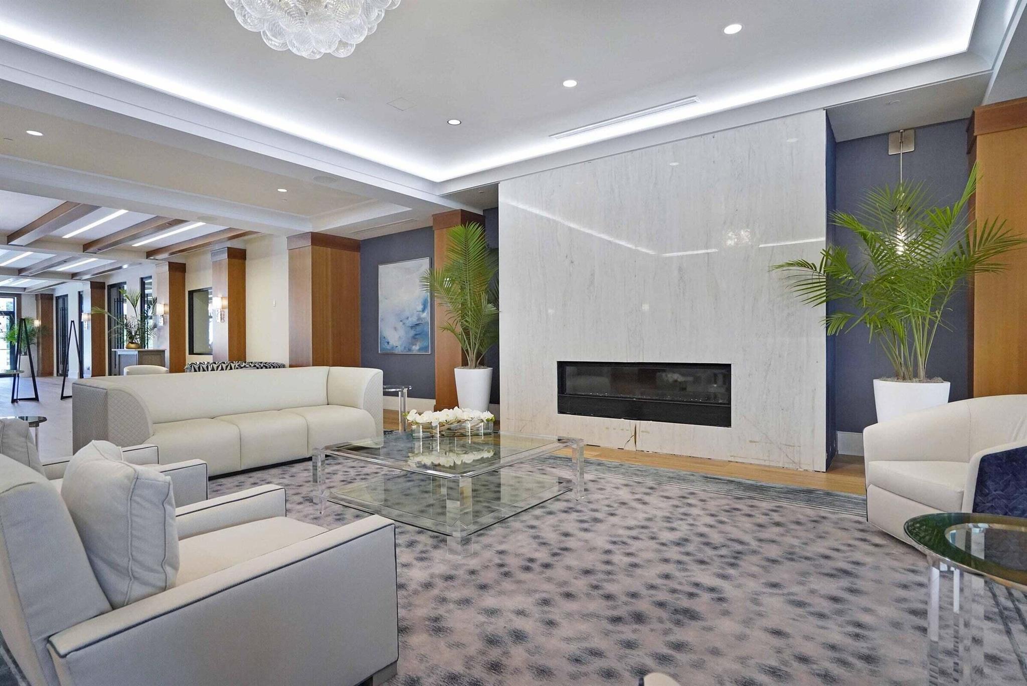 WILLOW GREENS - Residential