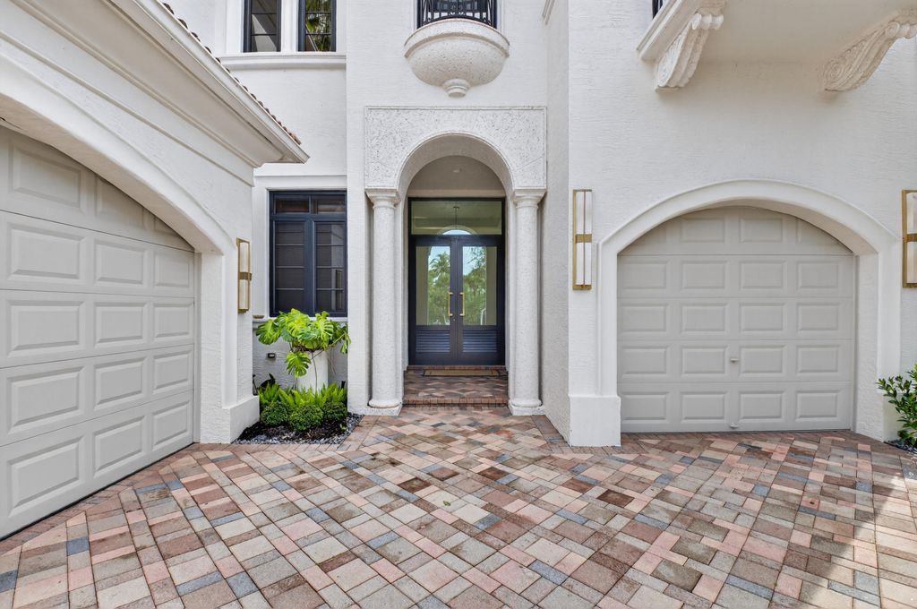 Photo of 17921 Villa Club Way, Boca Raton, FL 33496 (MLS # R11166312)