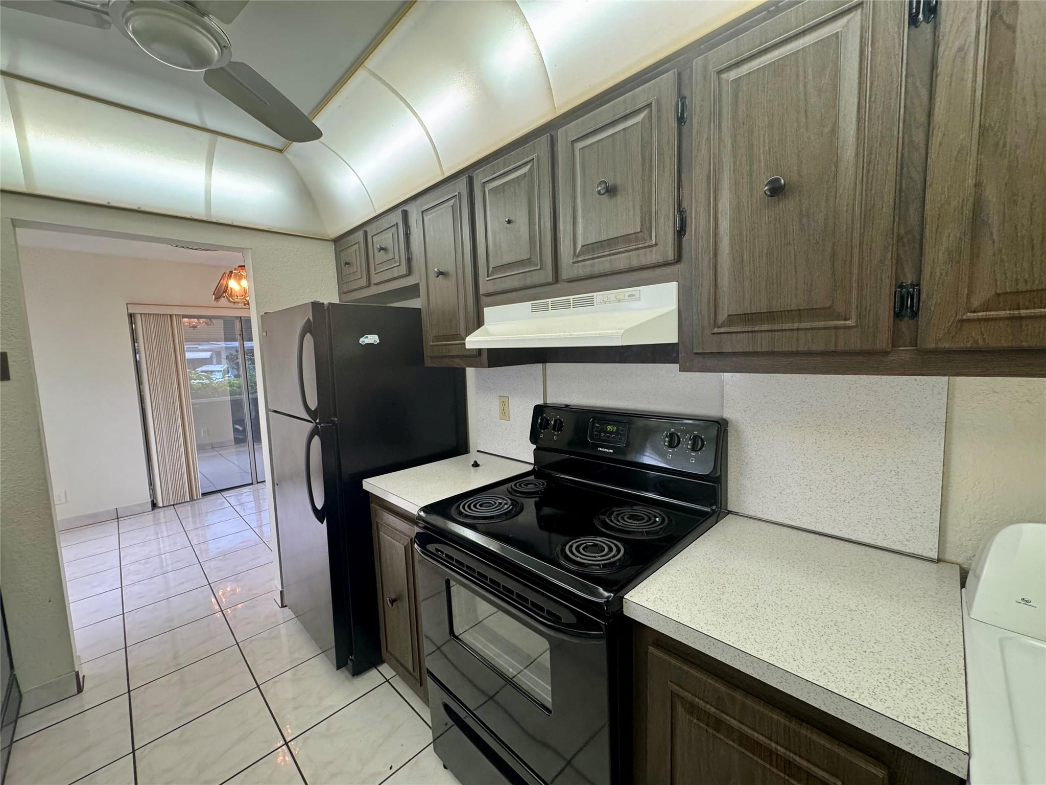 Lauderdale West - Residential