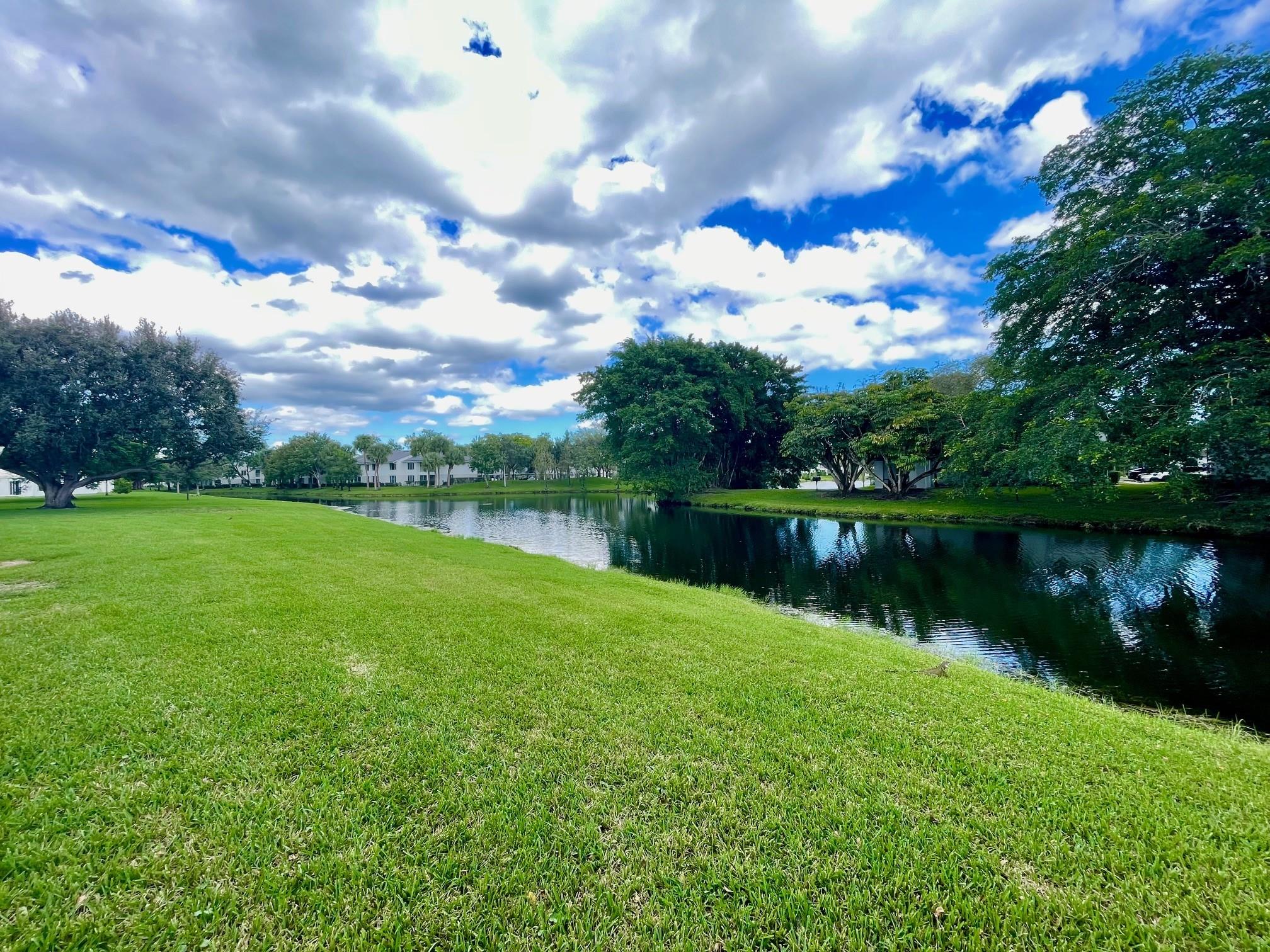 Lauderdale West - Residential
