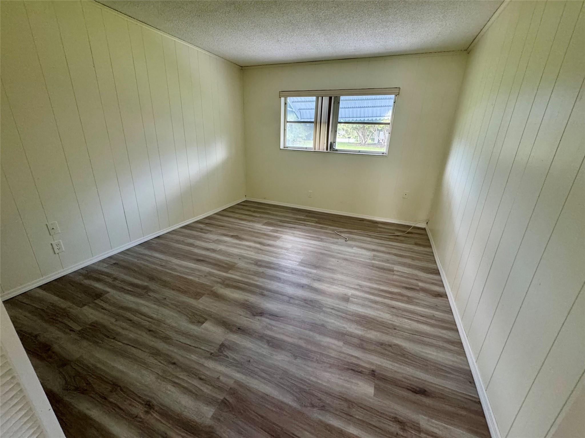 Lauderdale West - Residential