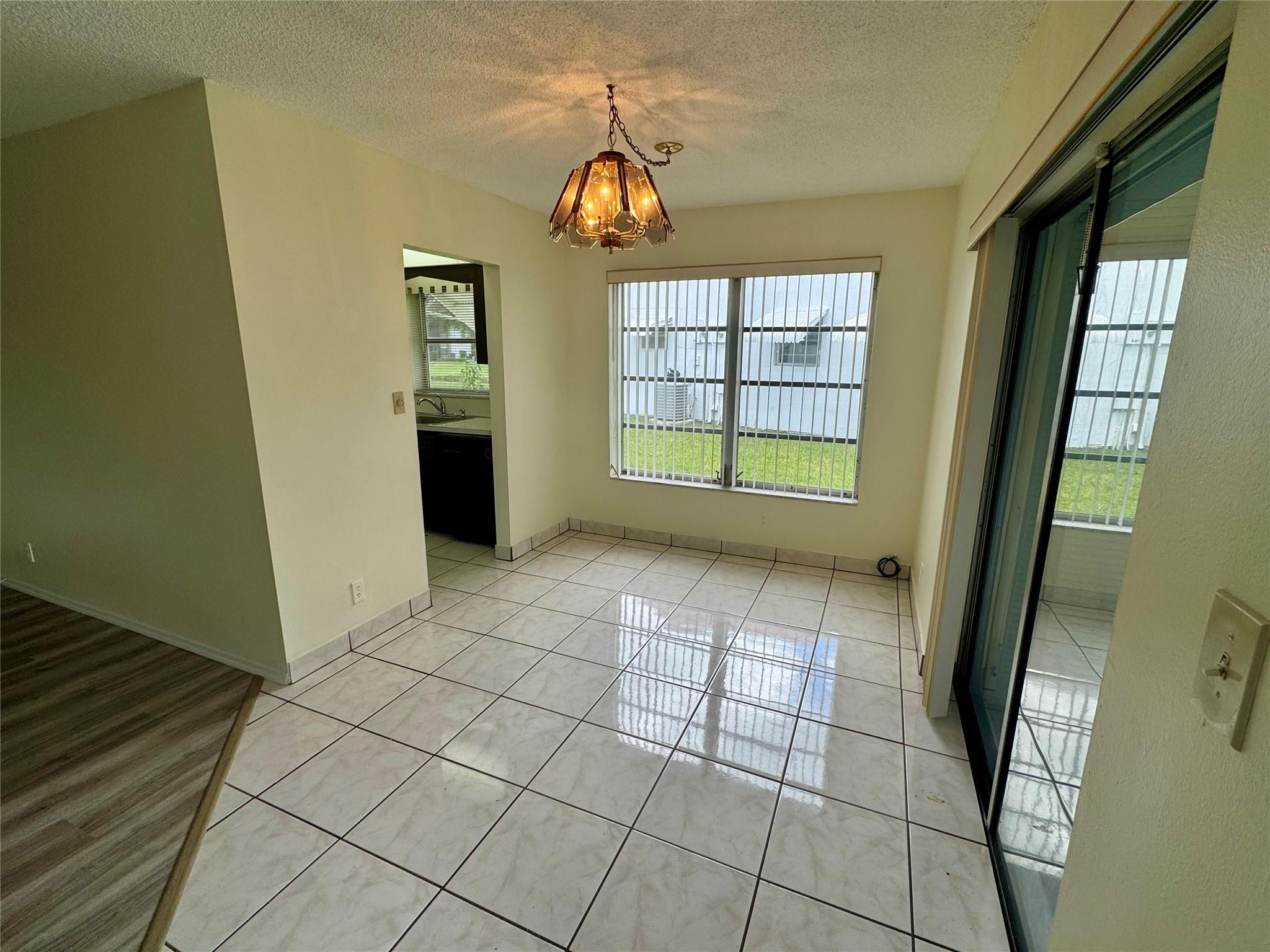 Lauderdale West - Residential