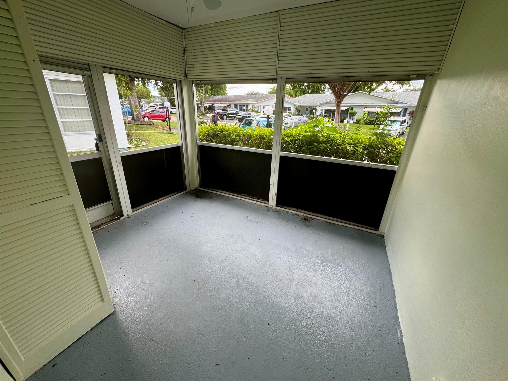Lauderdale West - Residential