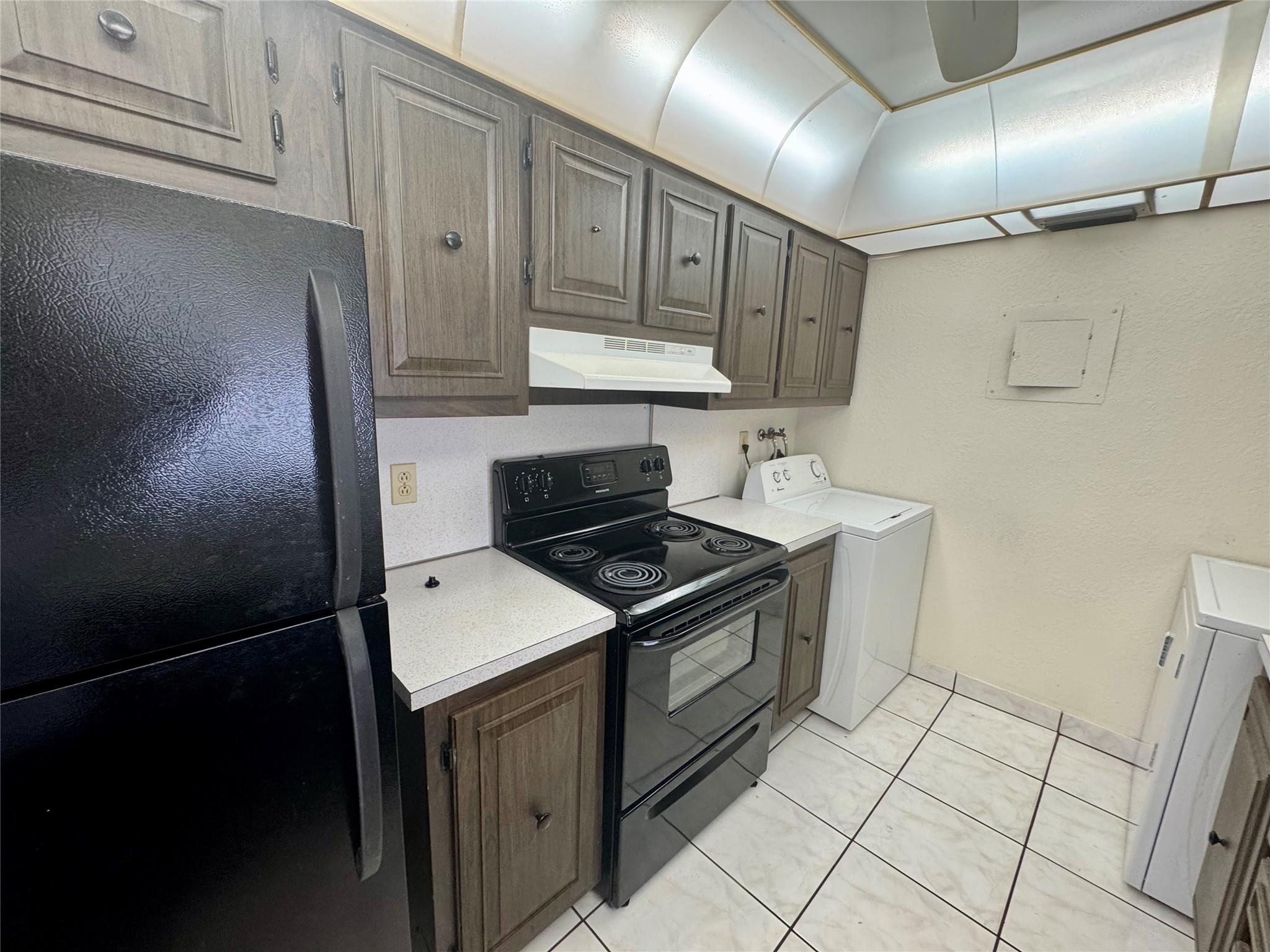 Lauderdale West - Residential
