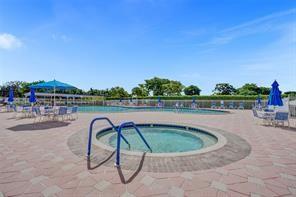 Lauderdale West - Residential