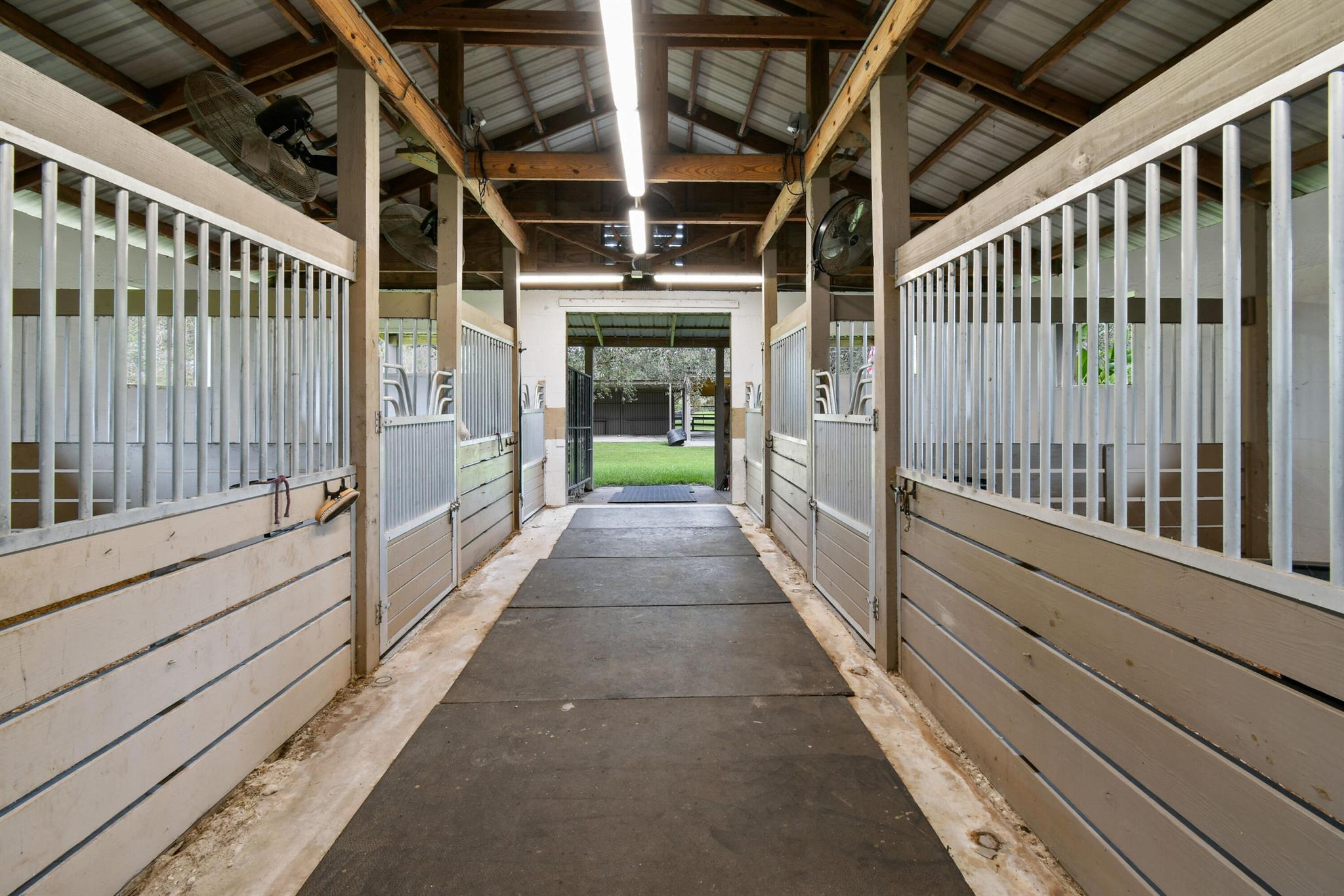 CALOOSA 1ST ADDITION - Residential