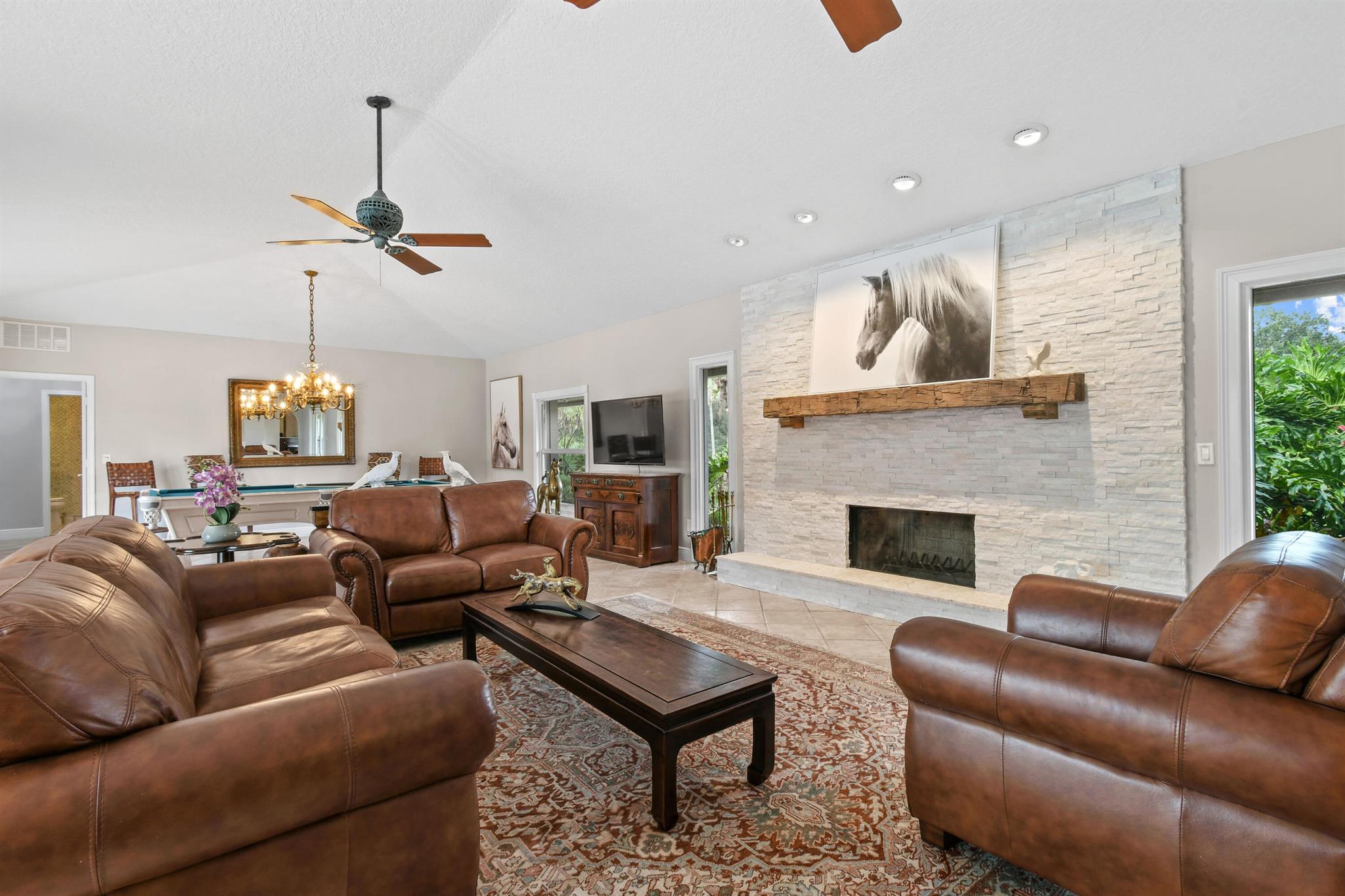 CALOOSA 1ST ADDITION - Residential