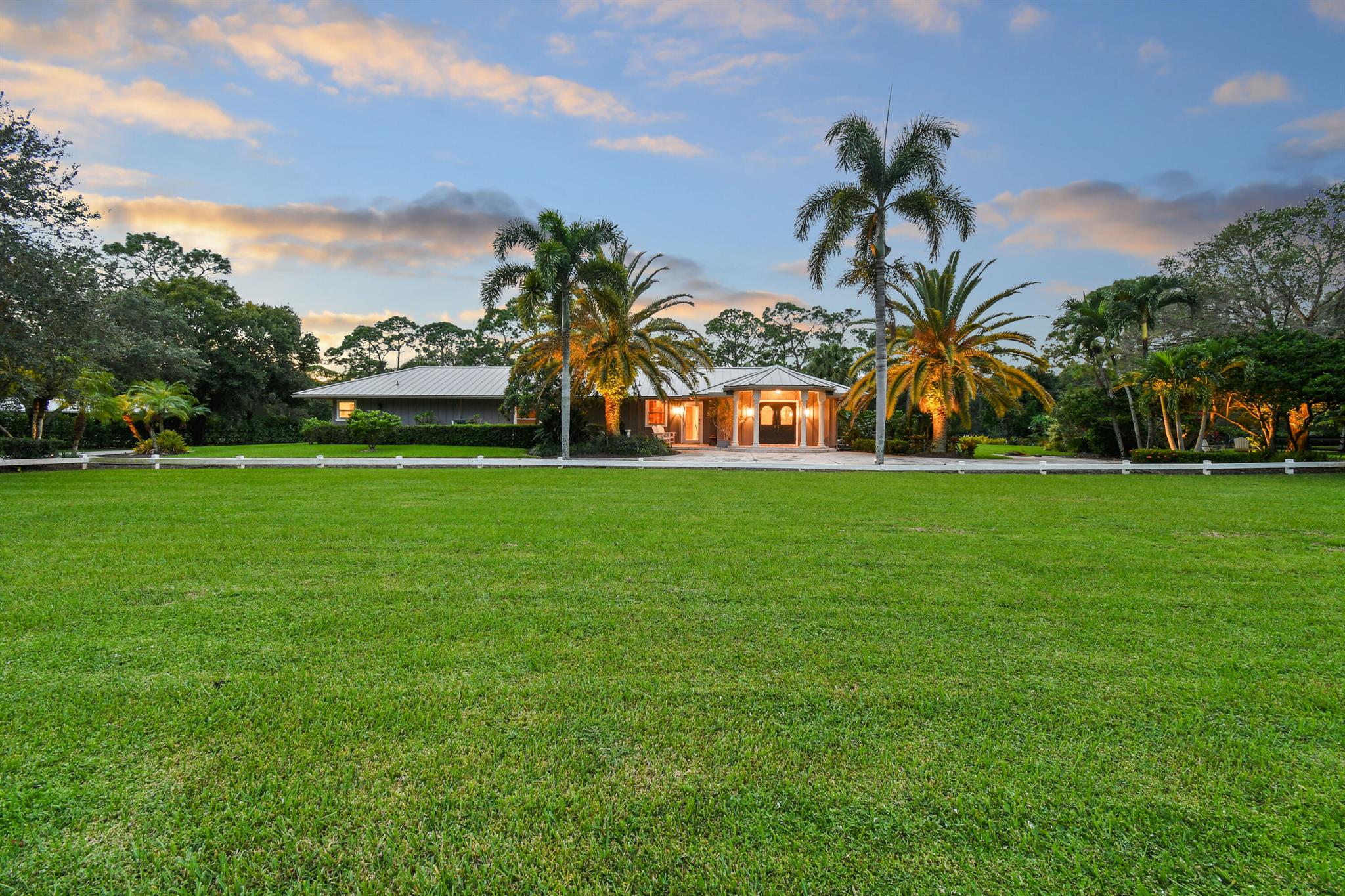 CALOOSA 1ST ADDITION - Residential