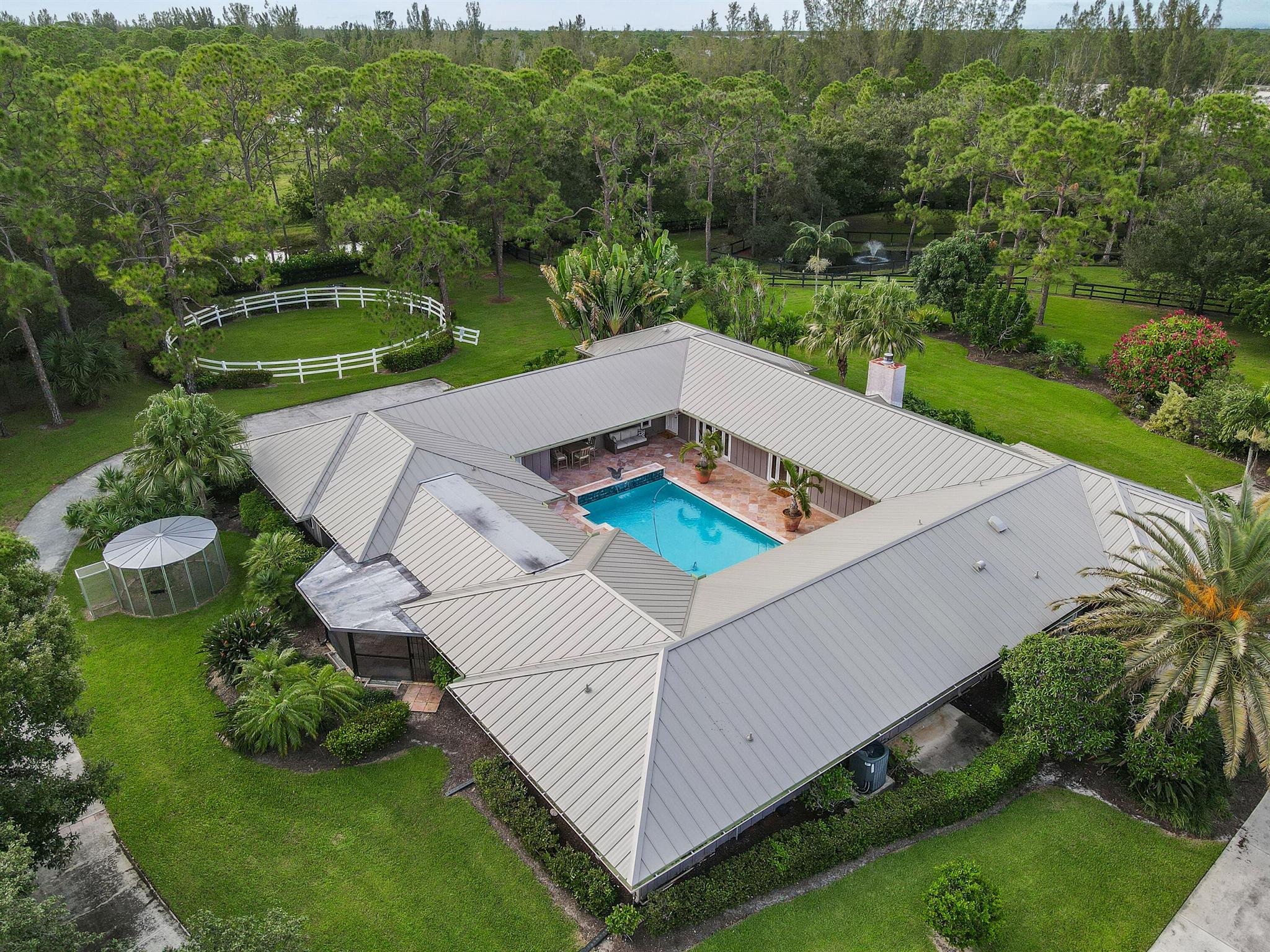 CALOOSA 1ST ADDITION - Residential