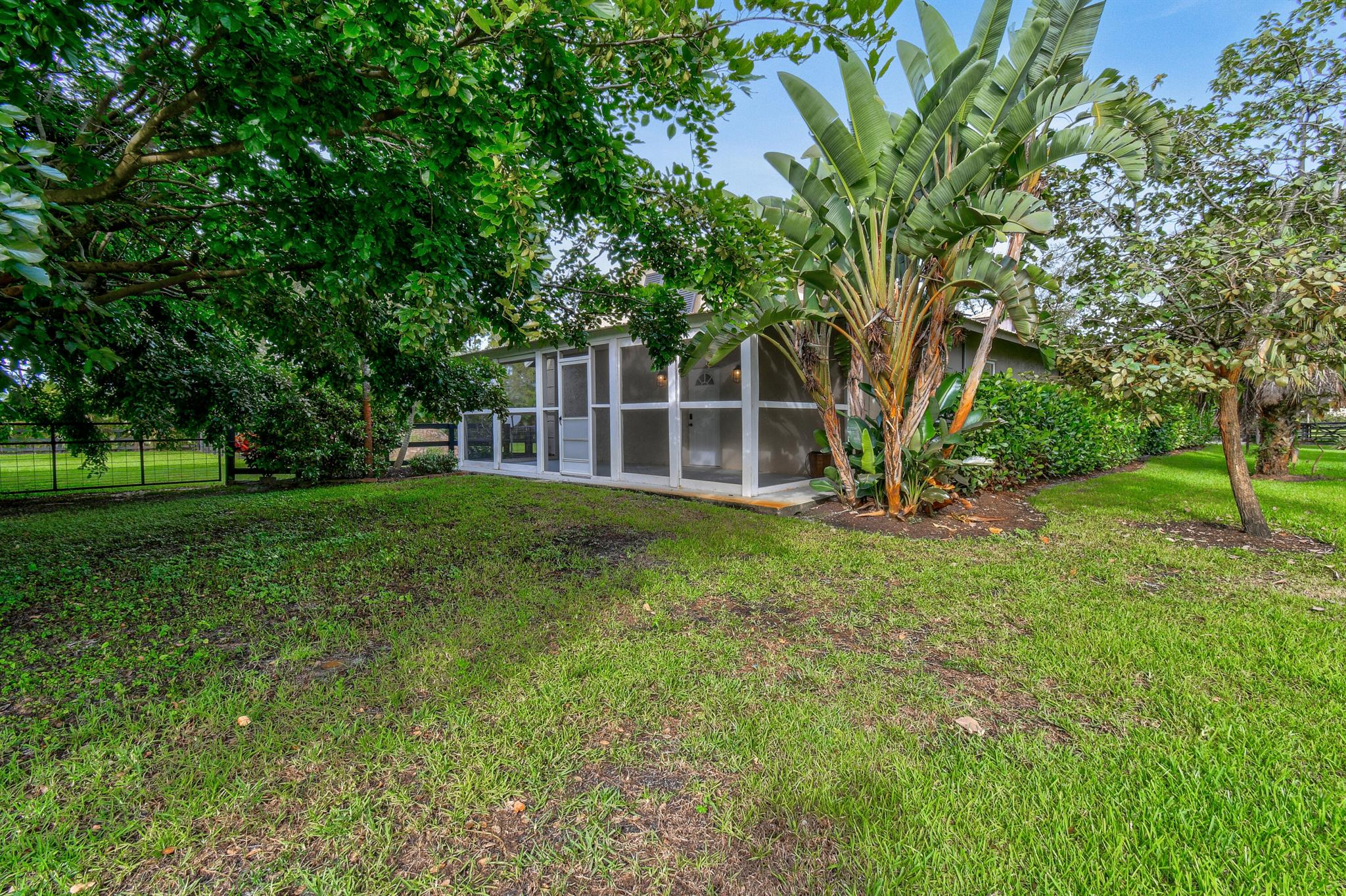 CALOOSA 1ST ADDITION - Residential