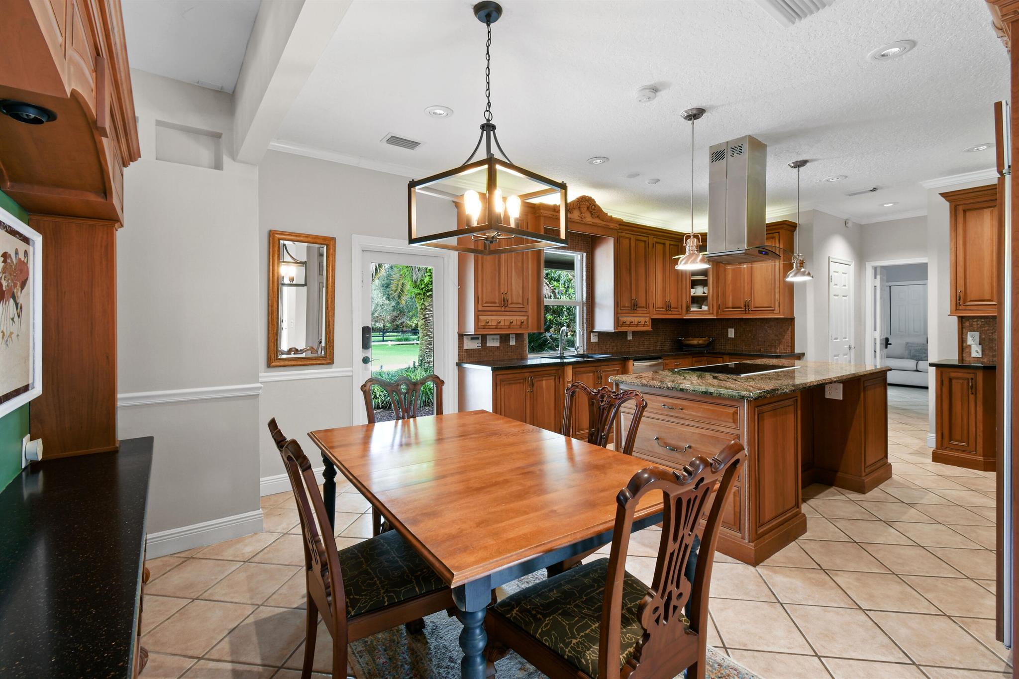 CALOOSA 1ST ADDITION - Residential