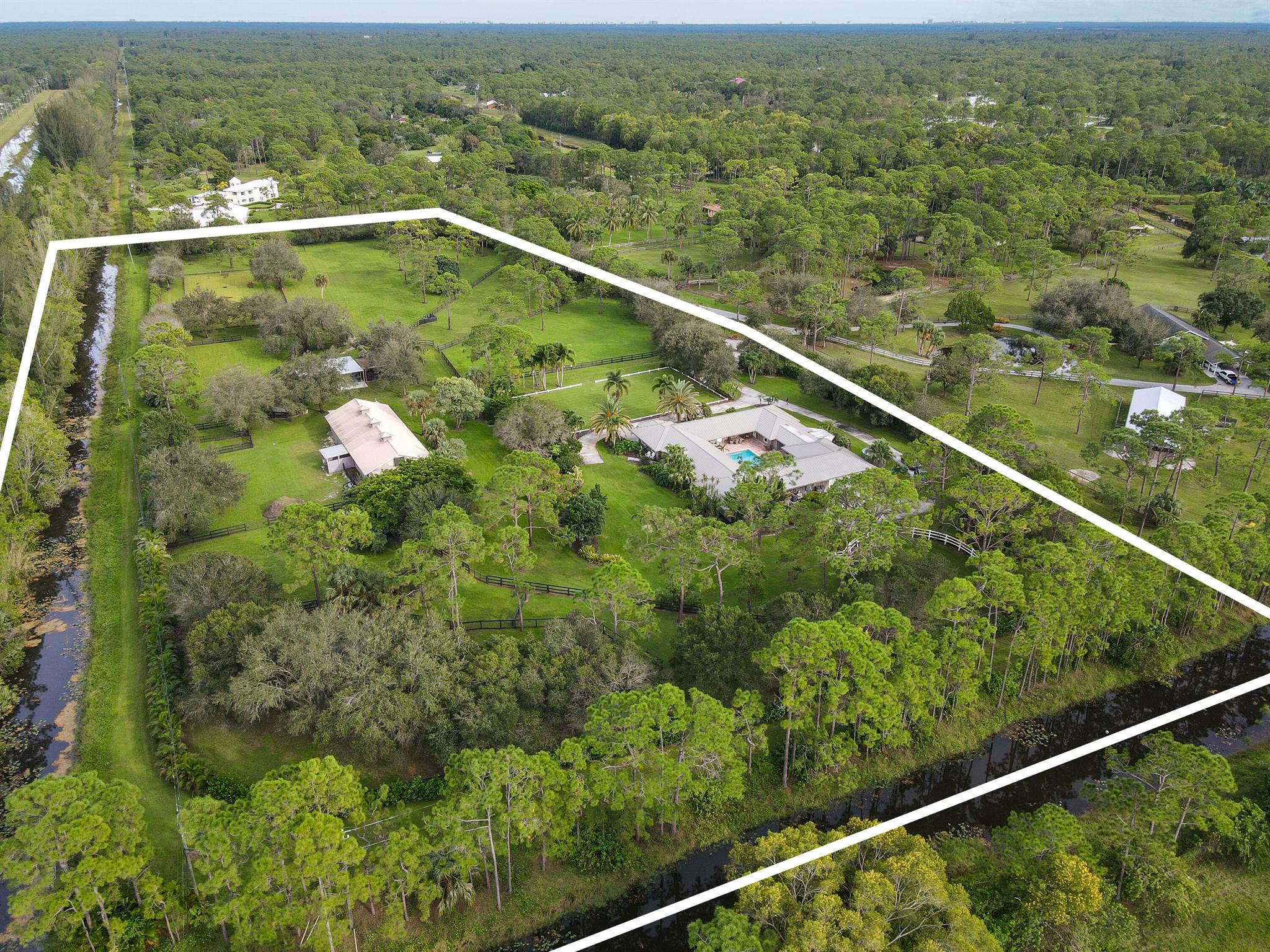 CALOOSA 1ST ADDITION - Residential