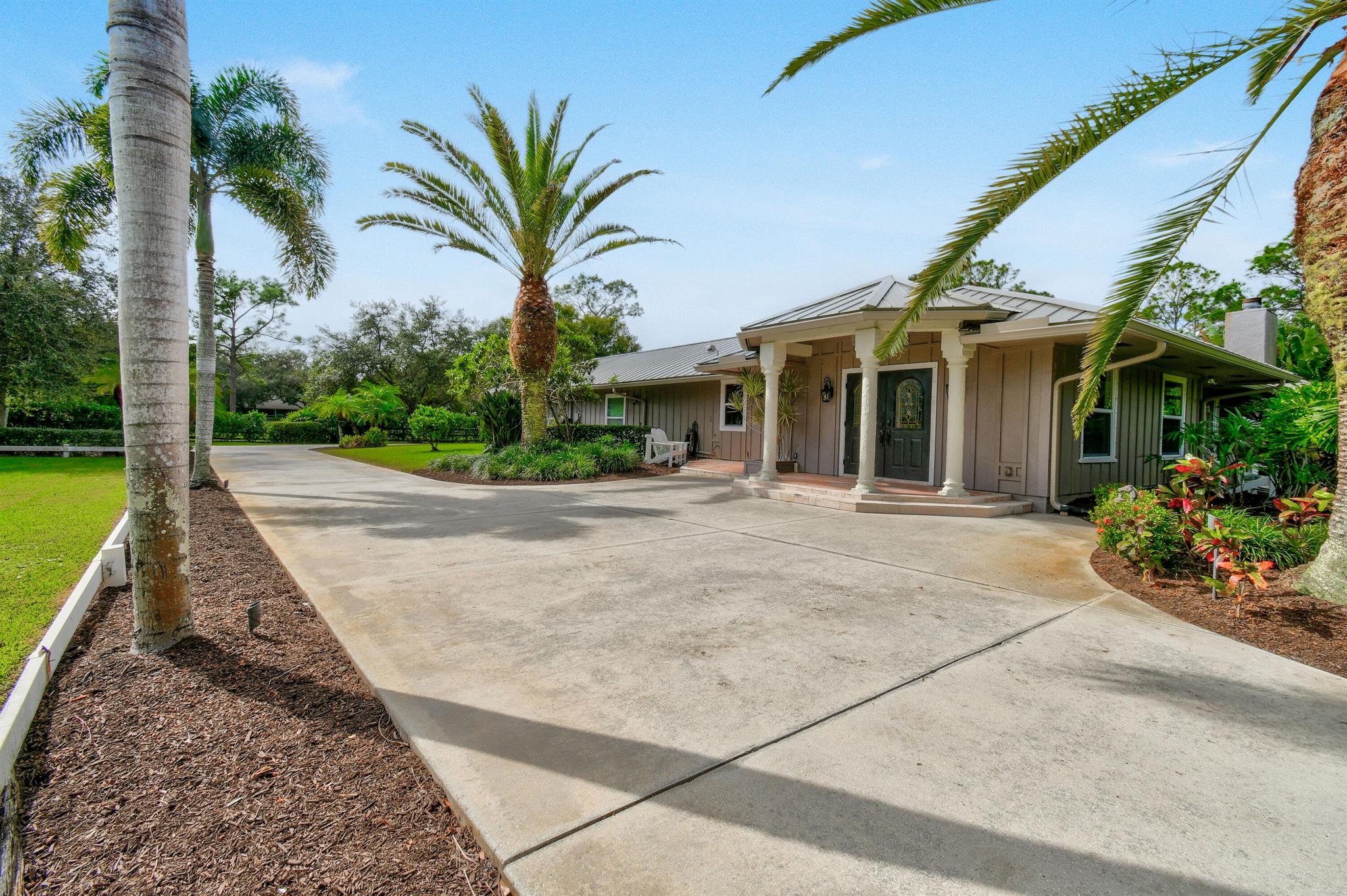 CALOOSA 1ST ADDITION - Residential