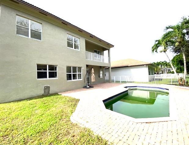 SUNSET LAKES PLAT ONE - Residential