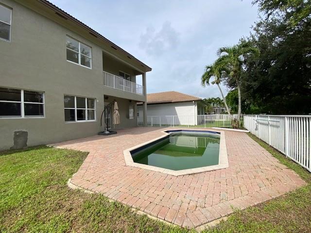 SUNSET LAKES PLAT ONE - Residential