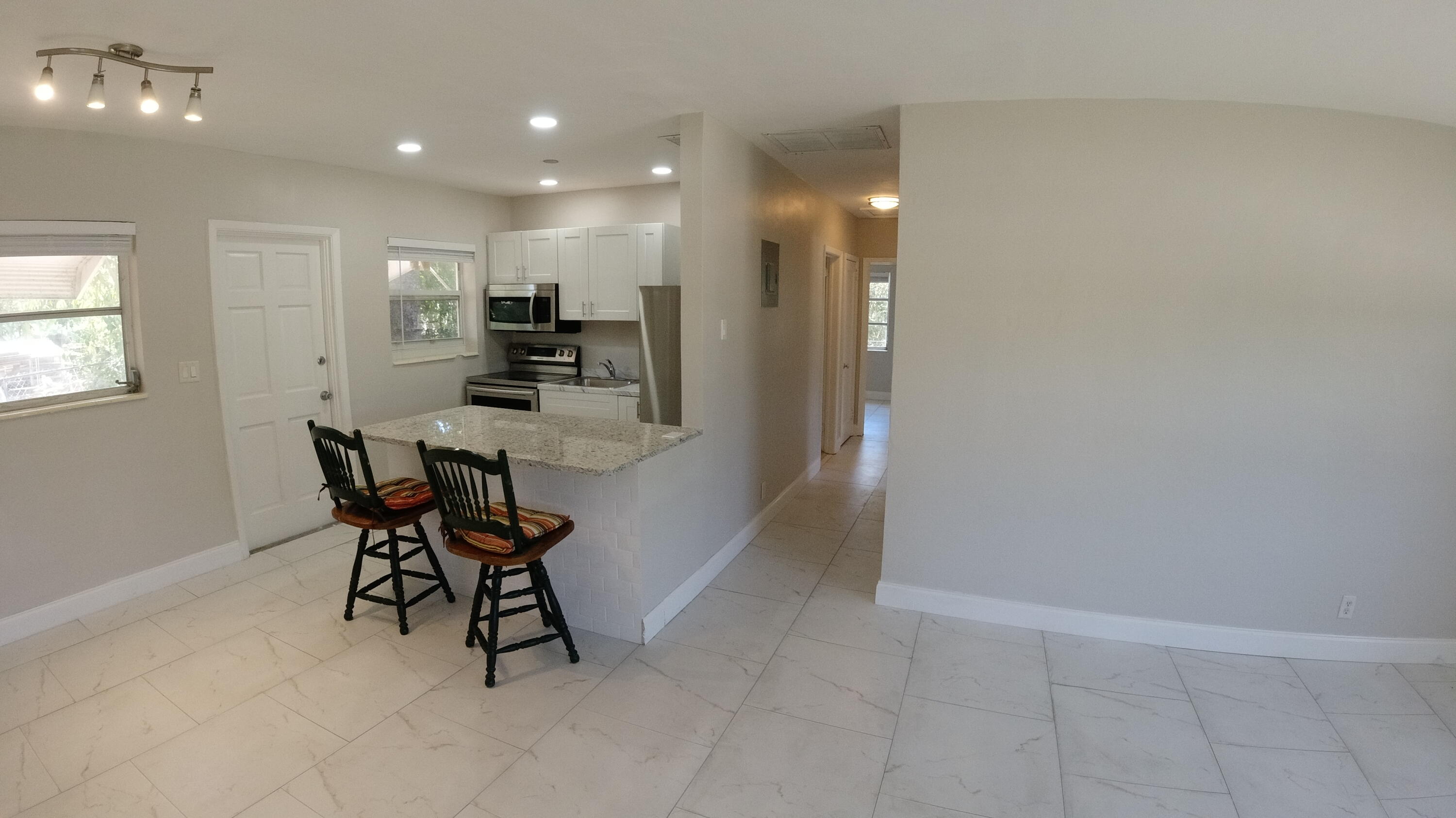 SEACREST PARK - Residential Lease