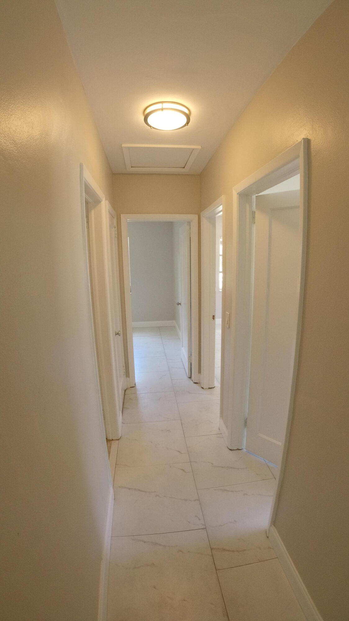SEACREST PARK - Residential Lease