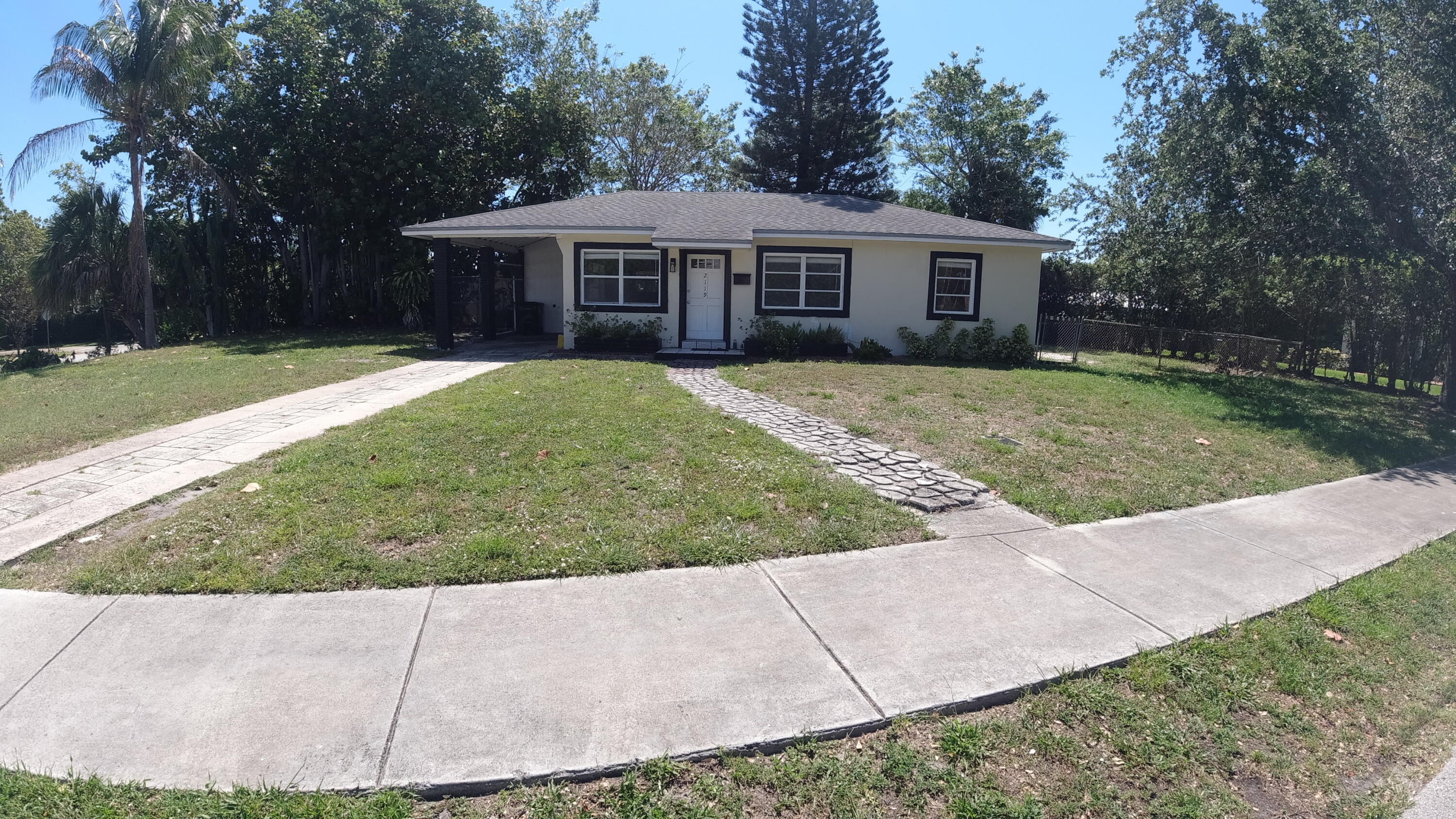 2119 Northridge Road