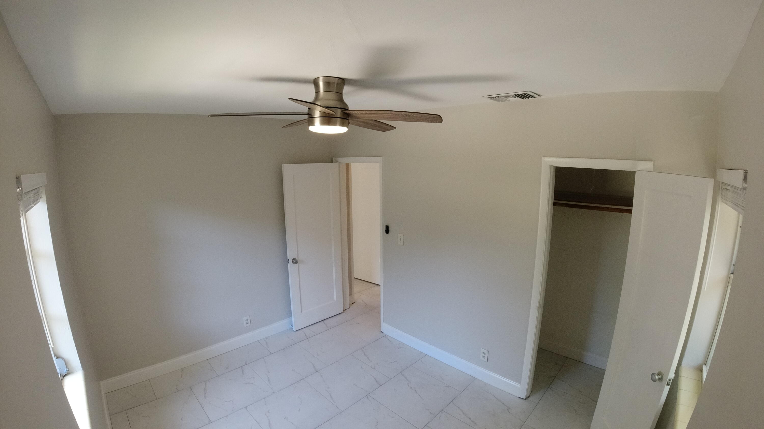 SEACREST PARK - Residential Lease