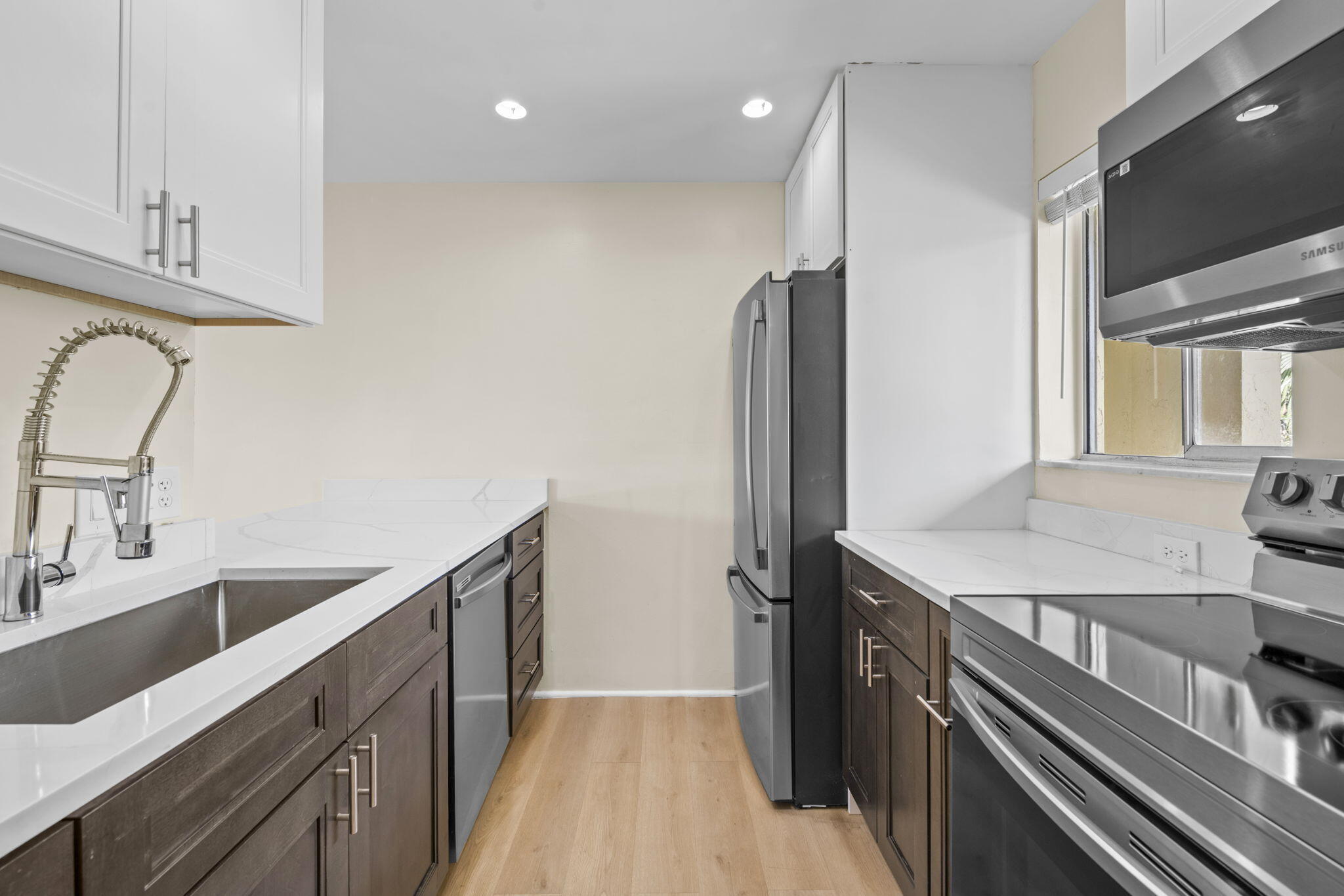 830 SW 9th Street Circle 204, Boca Raton FL 33486
