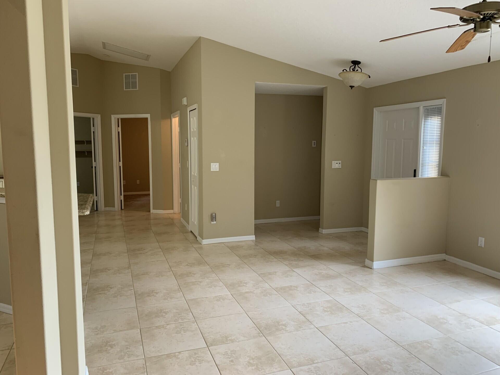 PORT ST LUCIE SECTION 19 - Residential