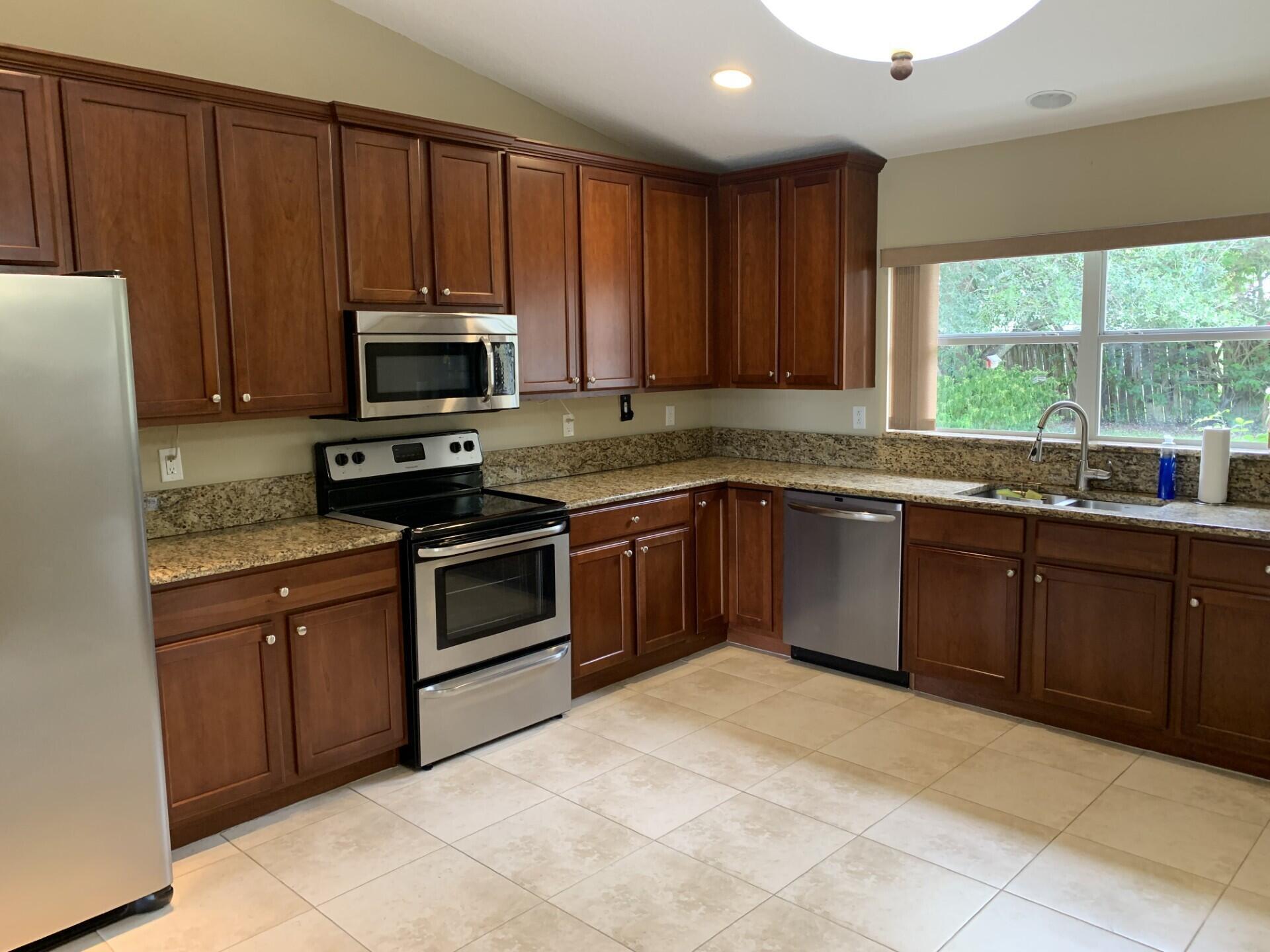 PORT ST LUCIE SECTION 19 - Residential