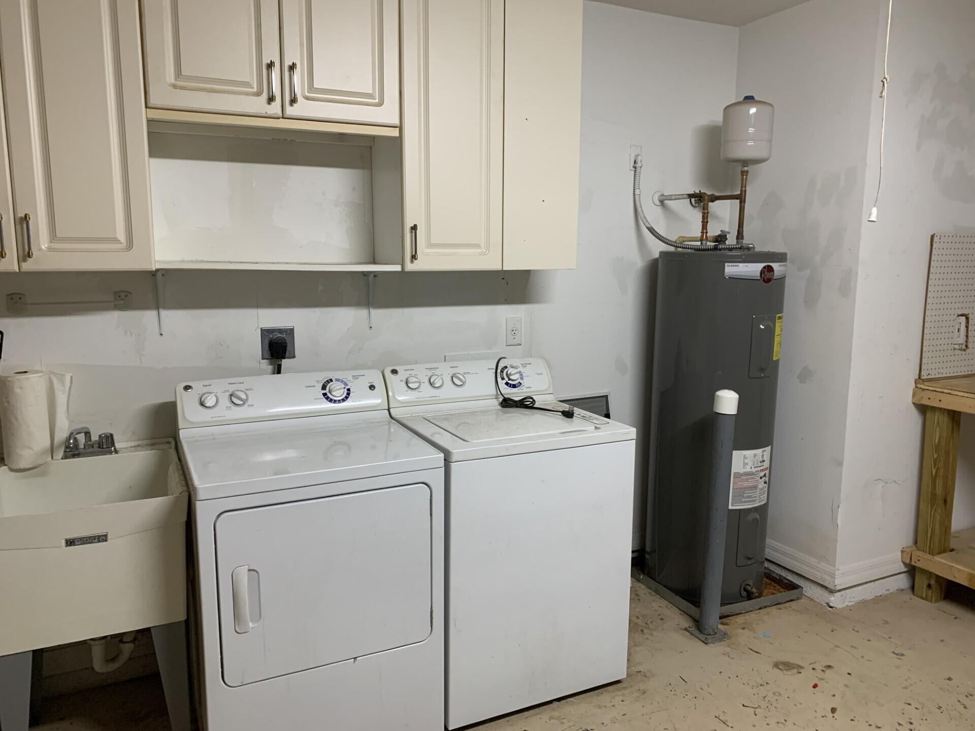 PORT ST LUCIE SECTION 19 - Residential