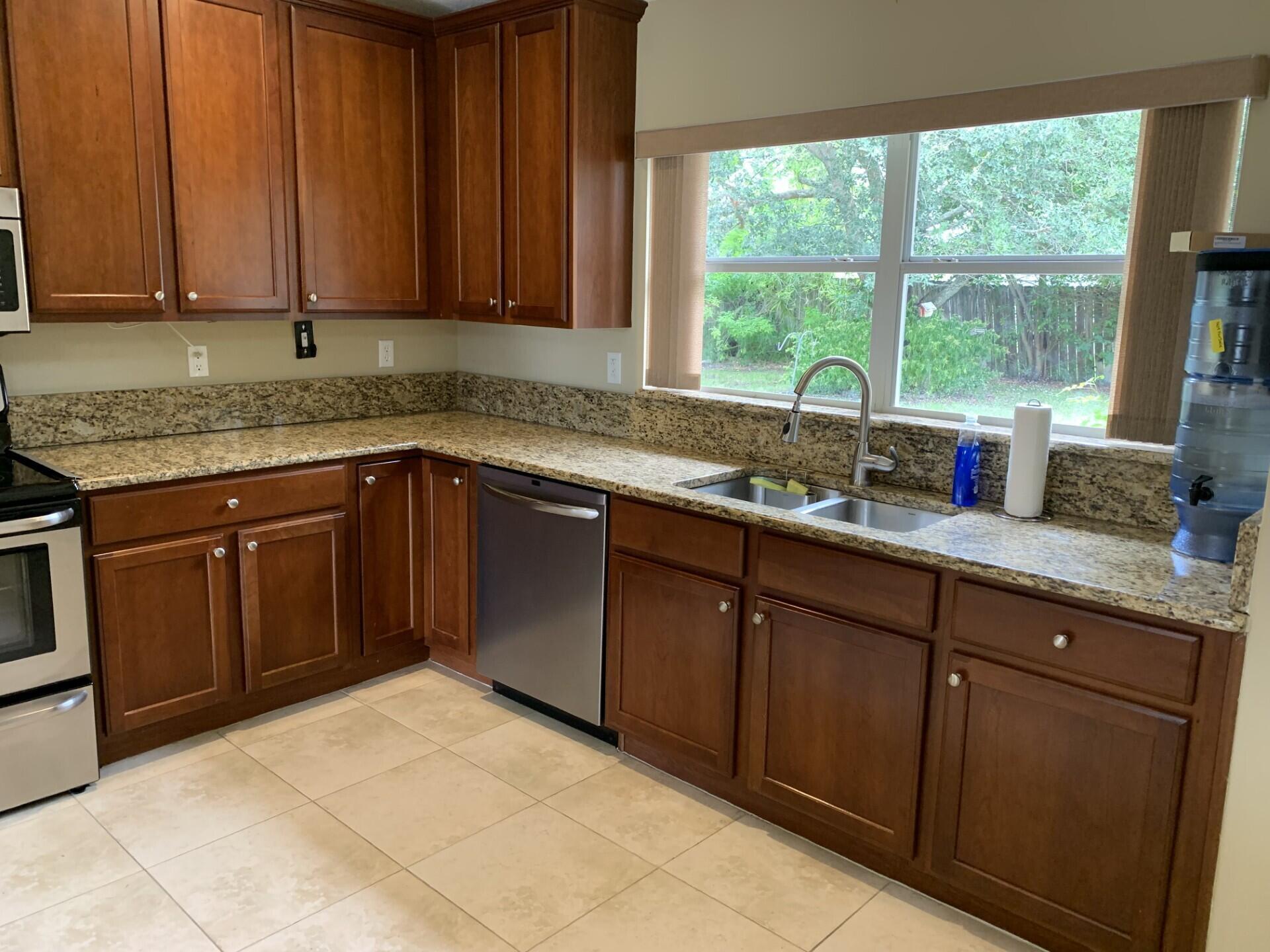 PORT ST LUCIE SECTION 19 - Residential