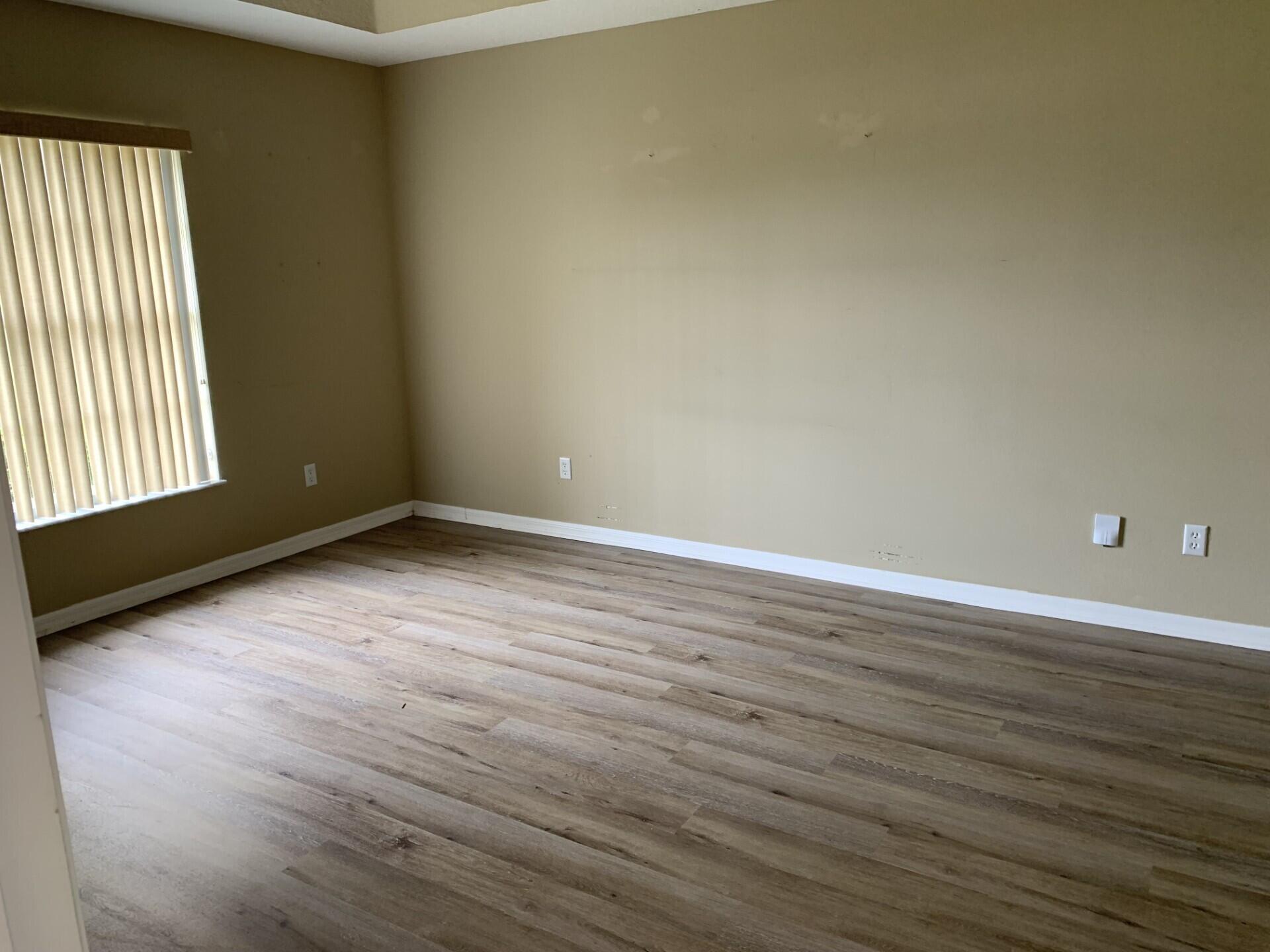 PORT ST LUCIE SECTION 19 - Residential