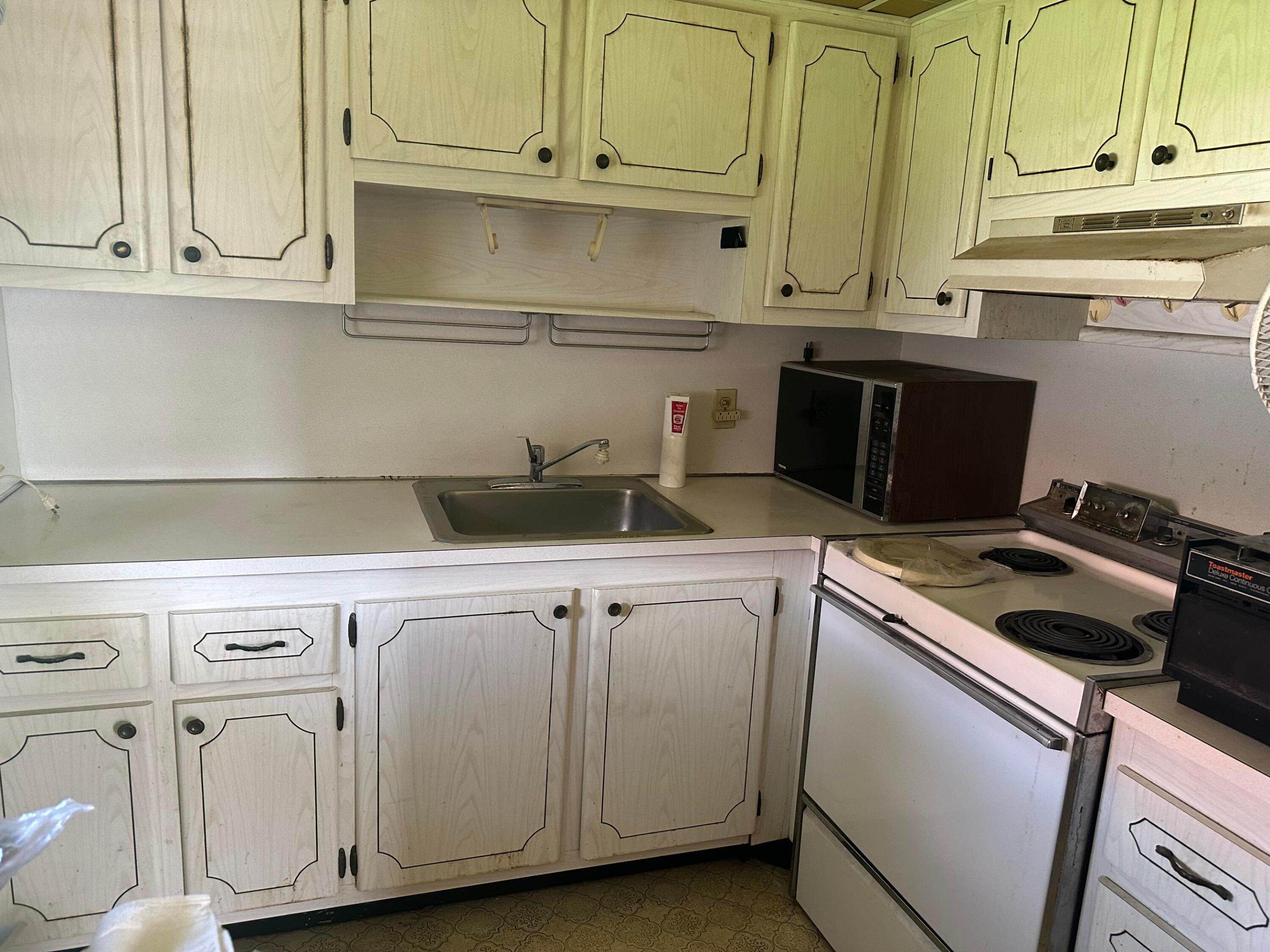 KINGS POINT SEVILLE CONDOS - Residential
