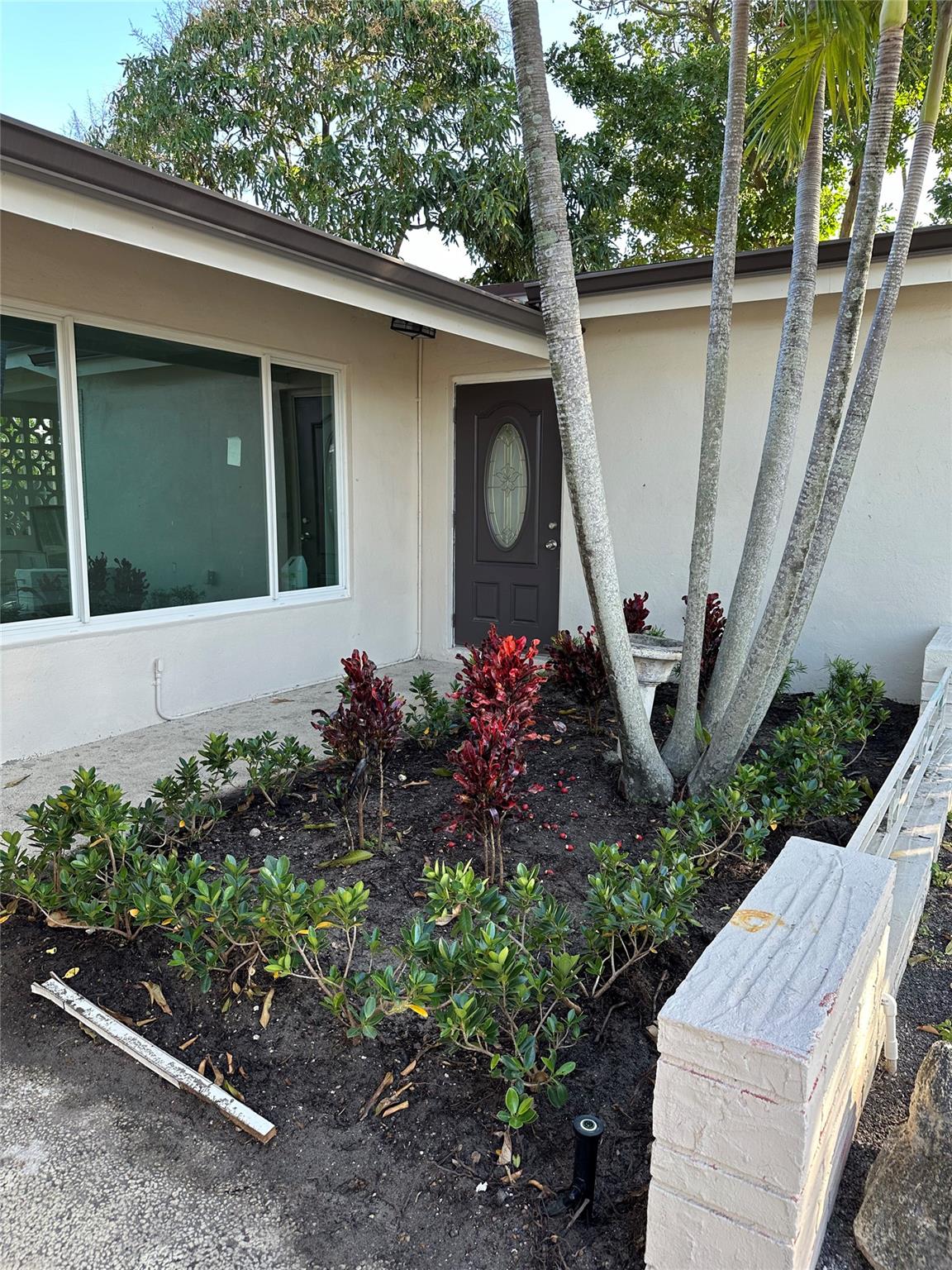 CORAL HEIGHTS SEC 3 - Residential Lease