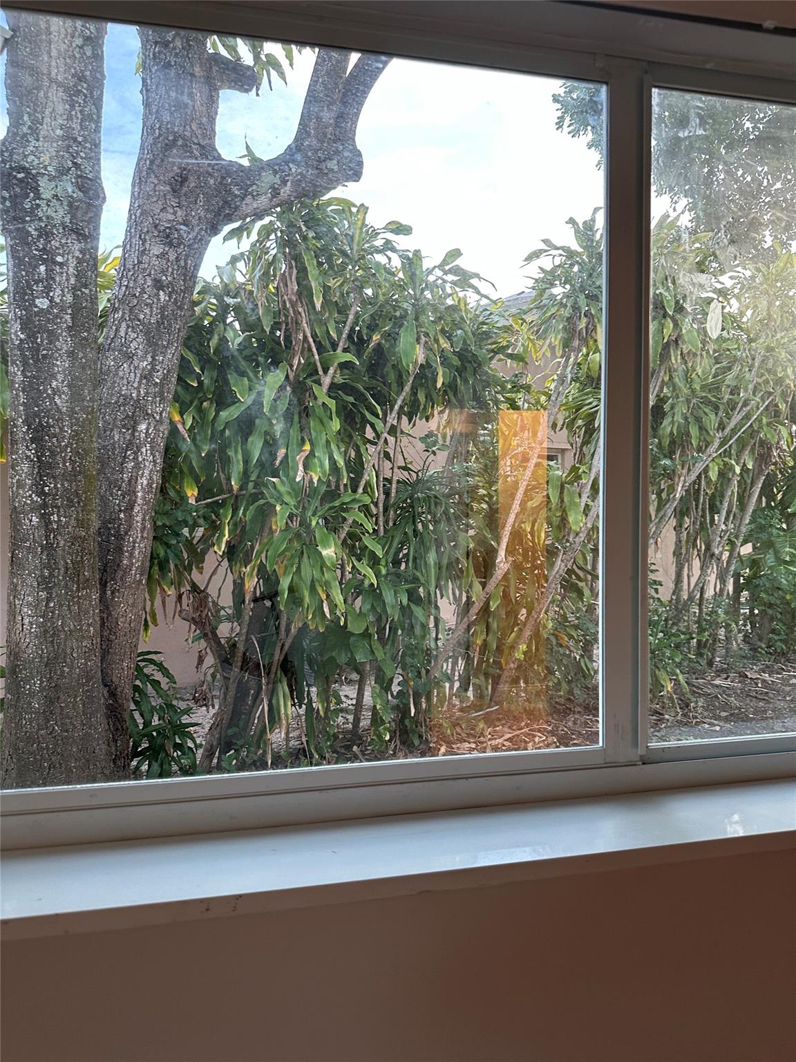 CORAL HEIGHTS SEC 3 - Residential Lease
