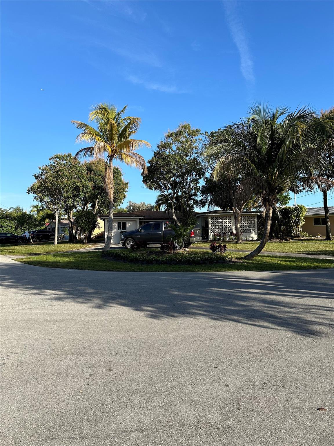 CORAL HEIGHTS SEC 3 - Residential Lease