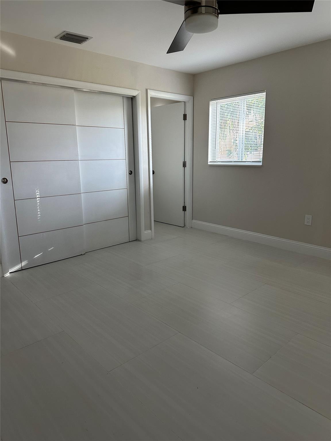 CORAL HEIGHTS SEC 3 - Residential Lease