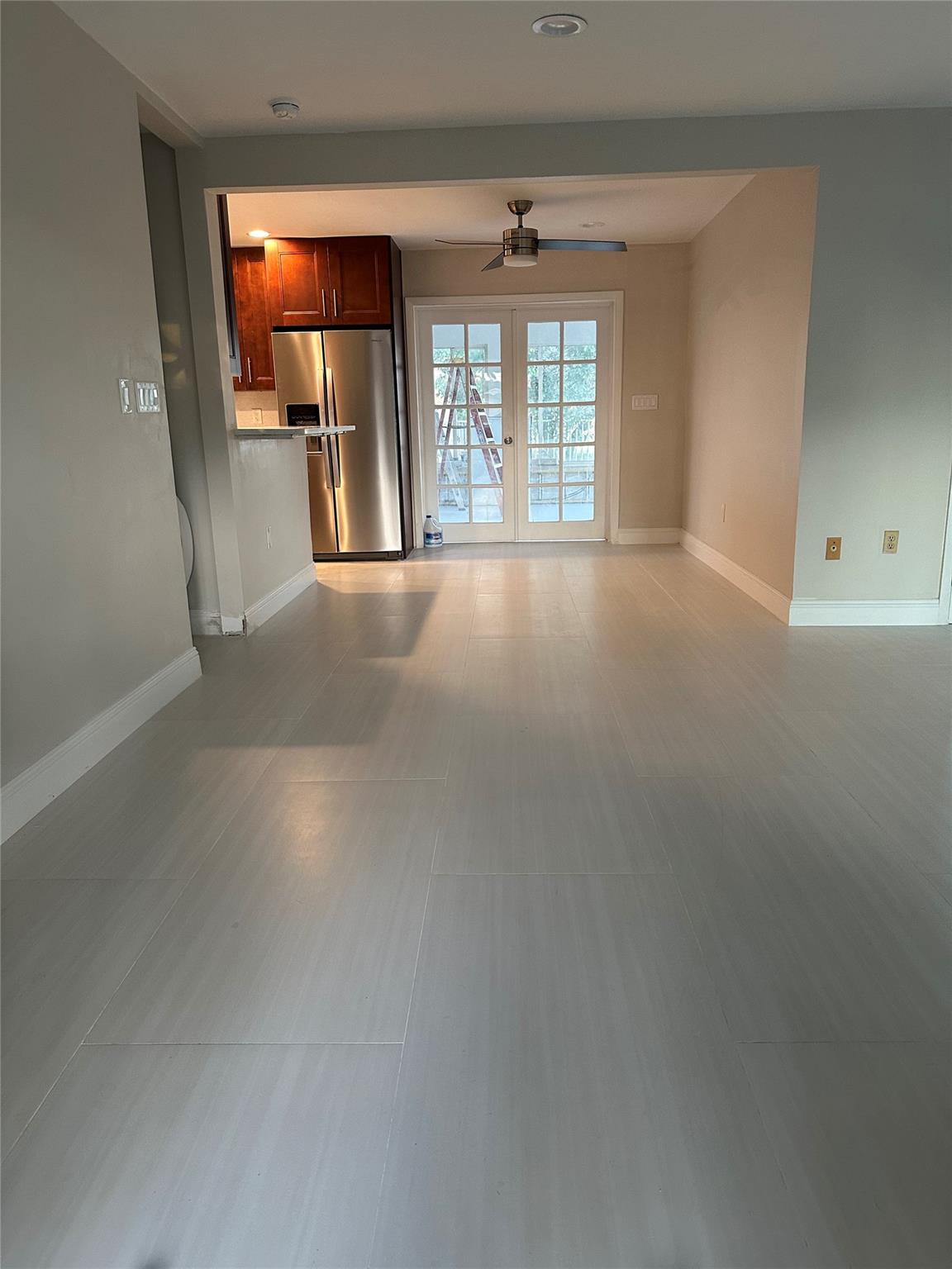 CORAL HEIGHTS SEC 3 - Residential Lease