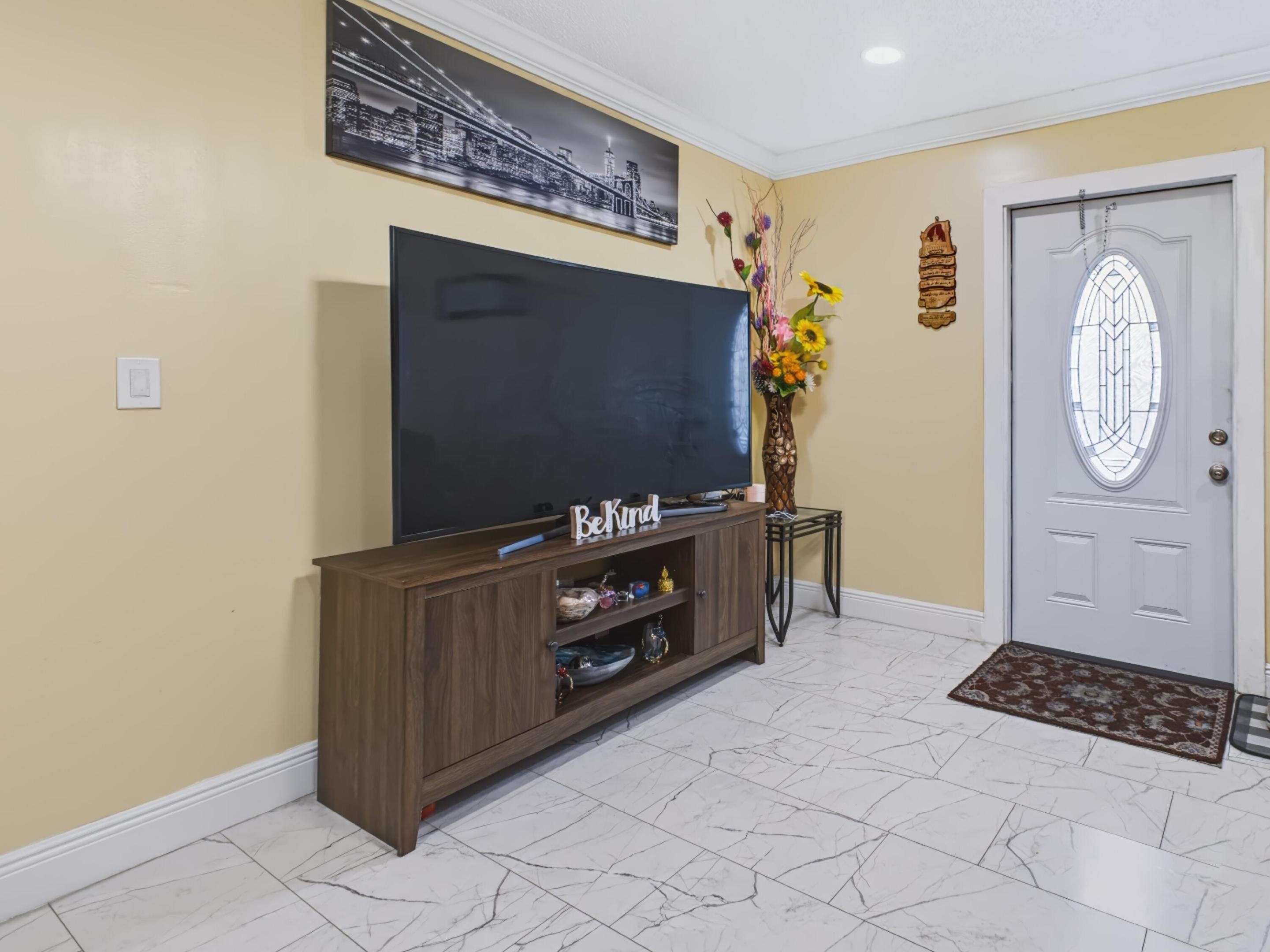 4966 PIMLICO Court
