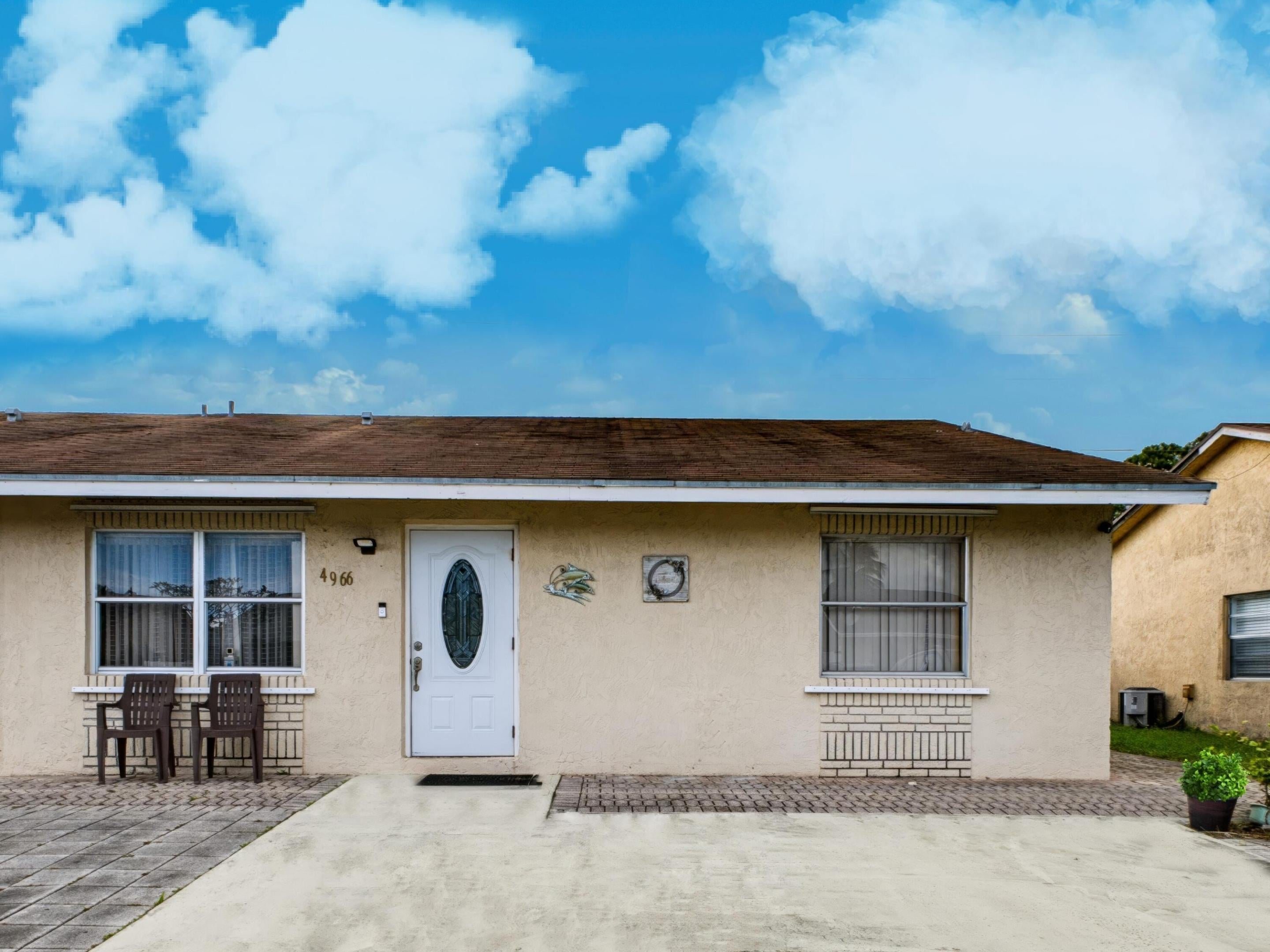 4966 PIMLICO Court