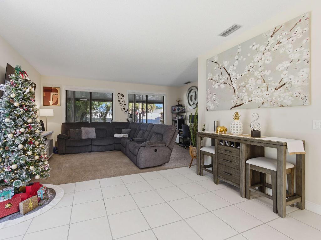 Palm Club West Village 2 - Residential