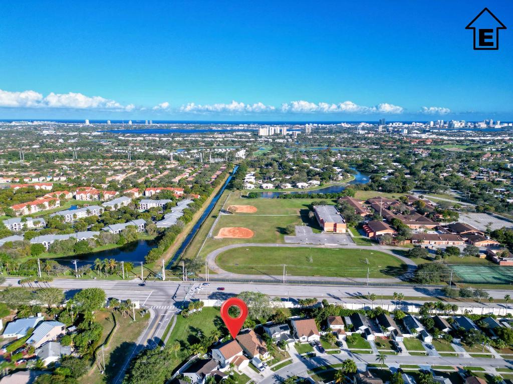 Palm Club West Village 2 - Residential