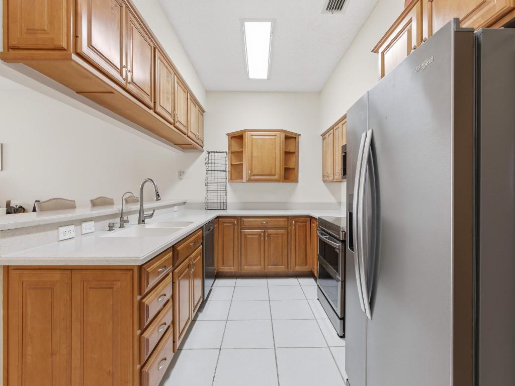 Palm Club West Village 2 - Residential