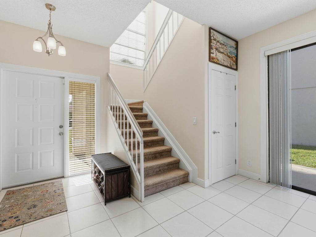 Palm Club West Village 2 - Residential