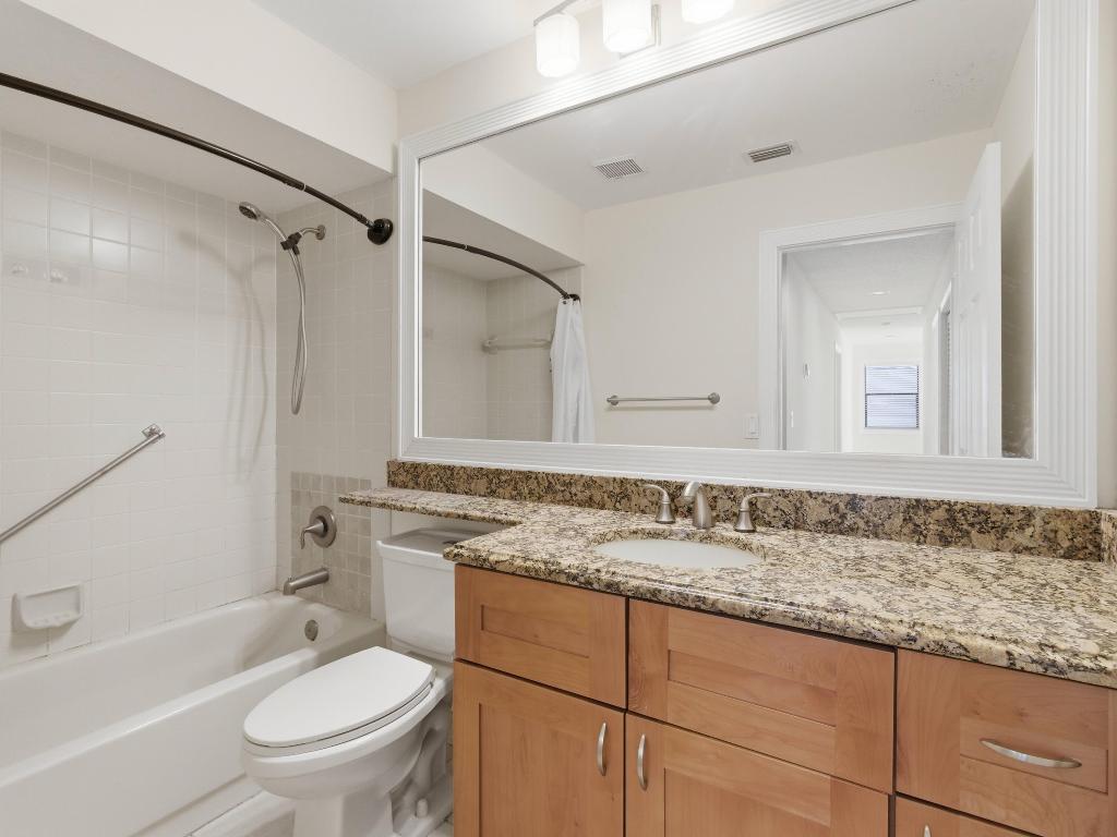 Palm Club West Village 2 - Residential