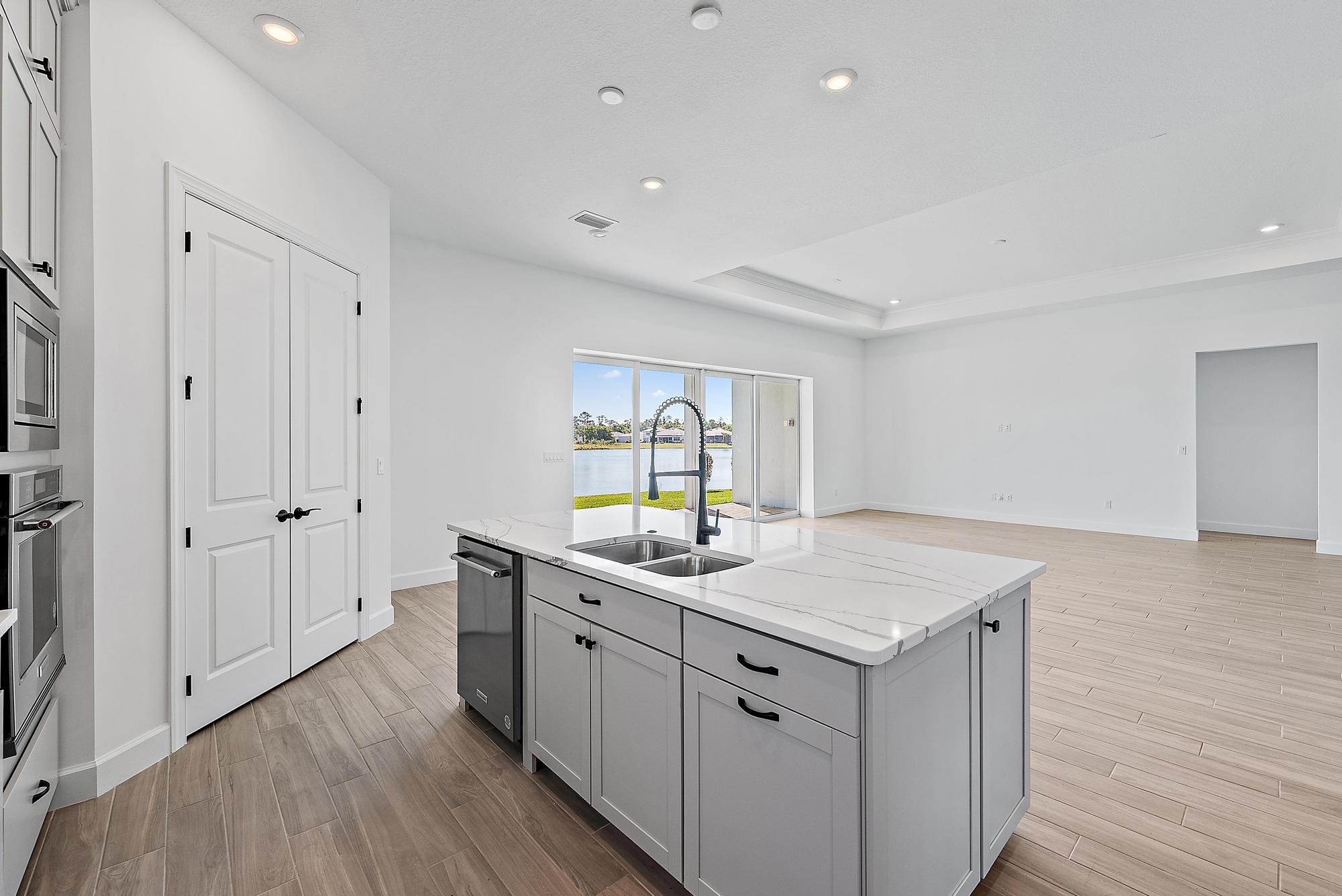 HIGHPOINTE - Residential