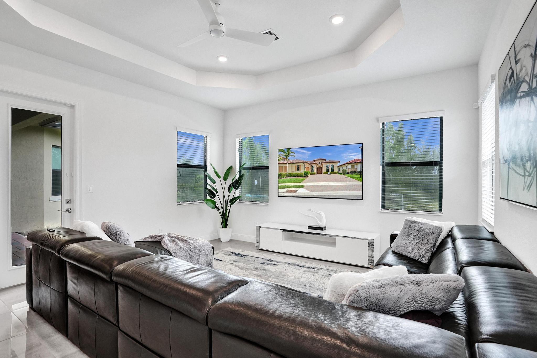Parkland Bay - Residential