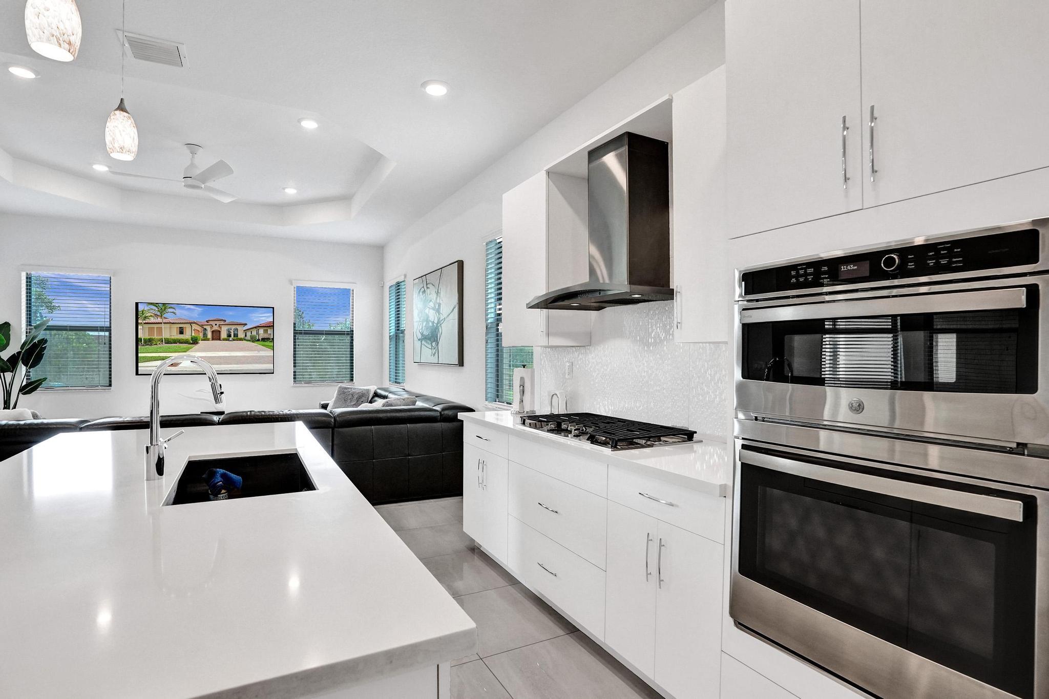Parkland Bay - Residential