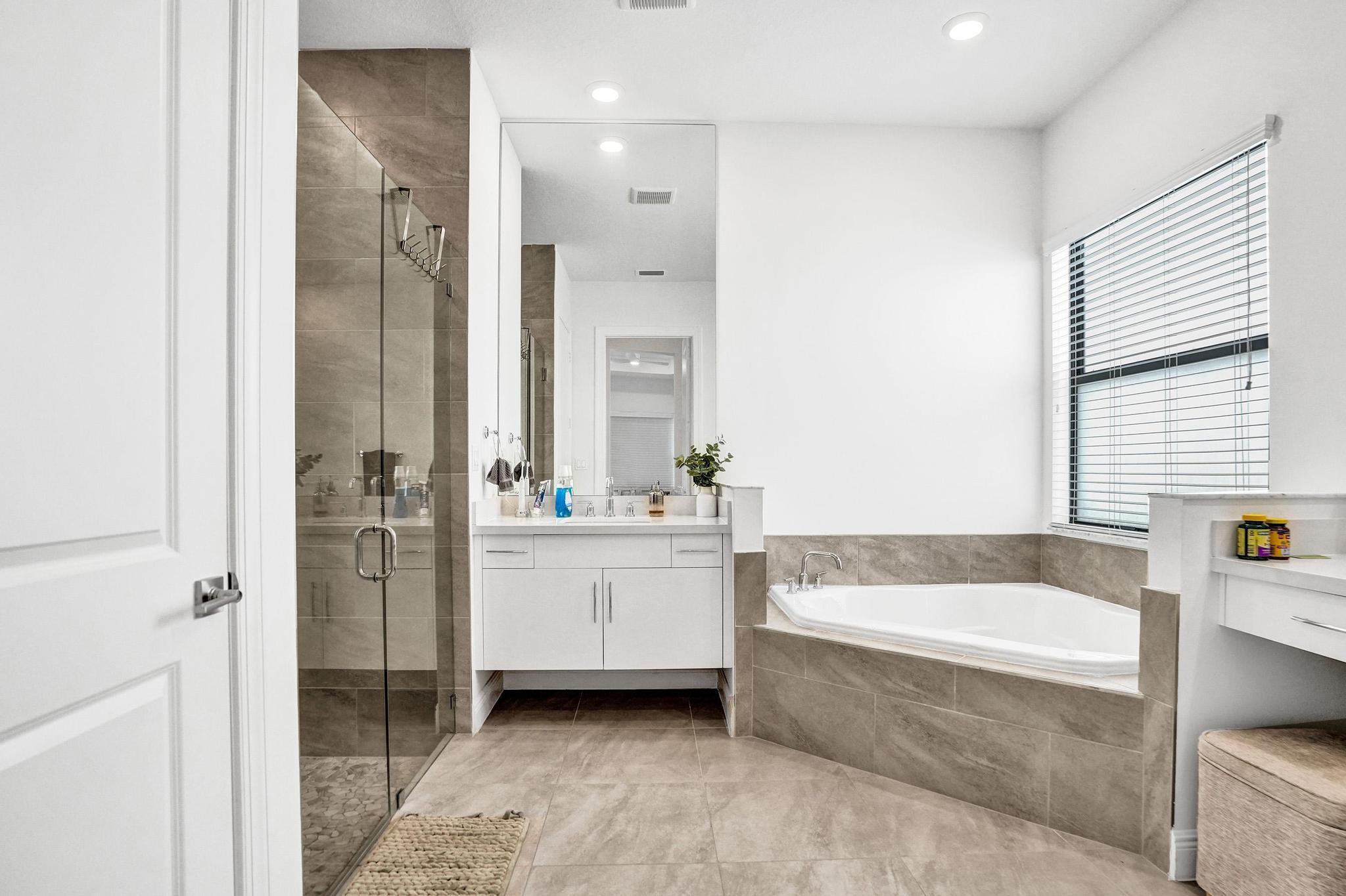 Parkland Bay - Residential